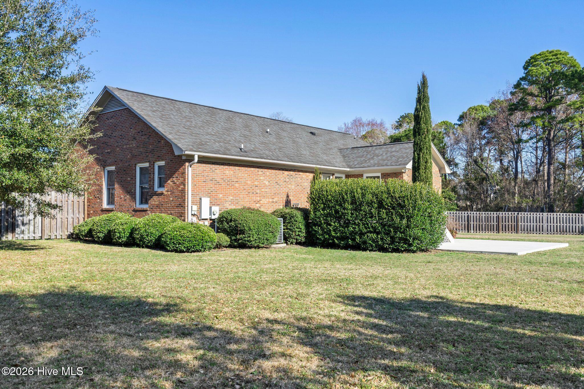 100556381 | Photo 58