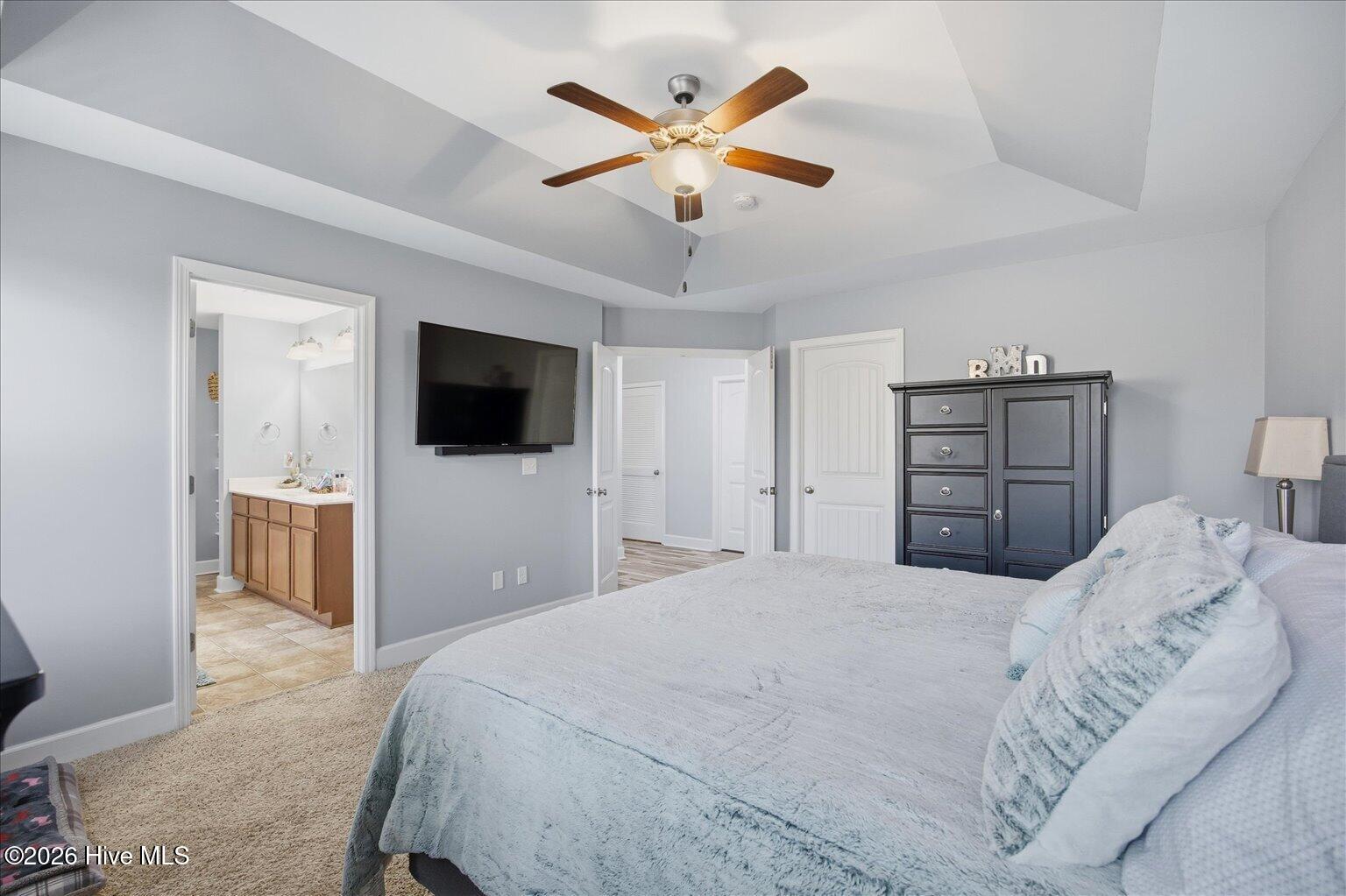 100563352 | Photo 28