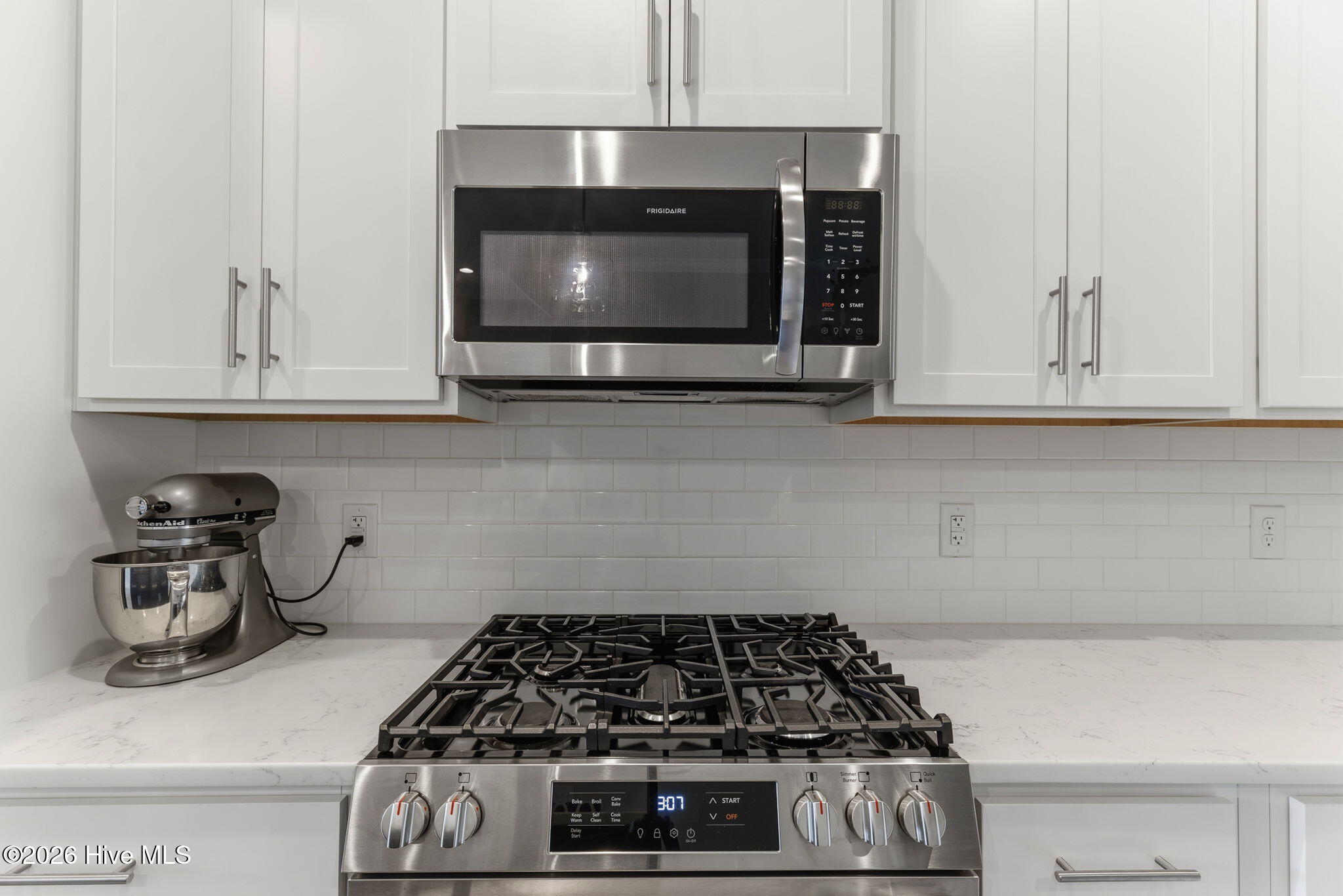 100567561 | Photo 25