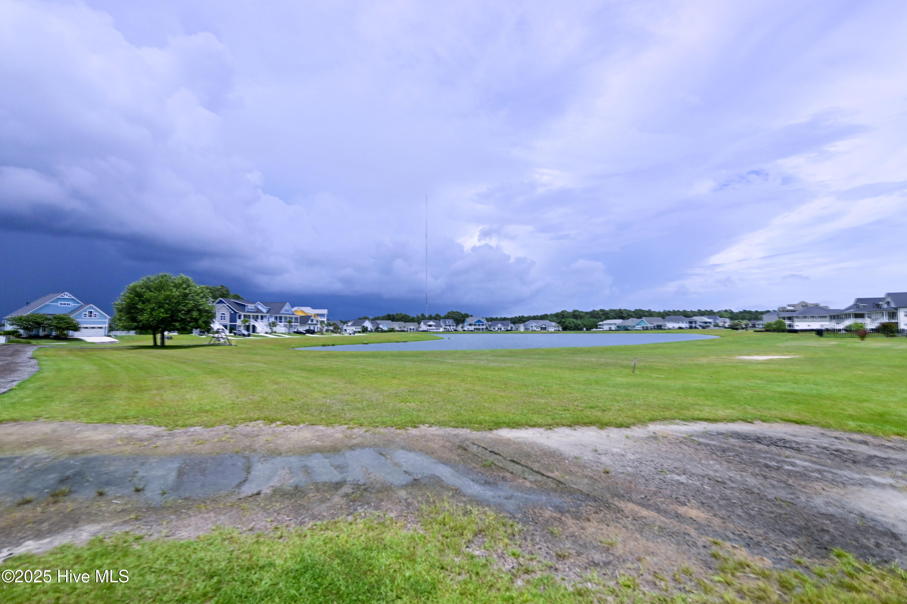 100523770 | Photo 76