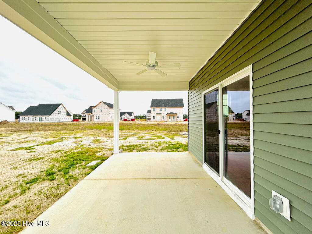 100510036 | Photo 72