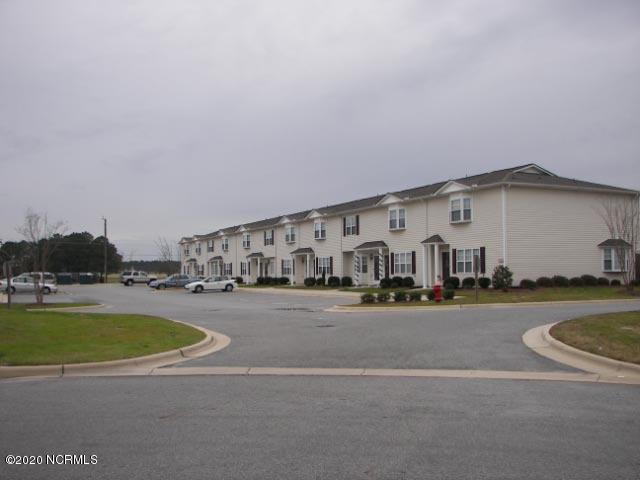2124 Flagstone, Greenville, North Carolina, 3 Bedroom Bedrooms, 5 Room Rooms,3 BathroomBathrooms,Townhouse,For sale,Flagstone,100604249