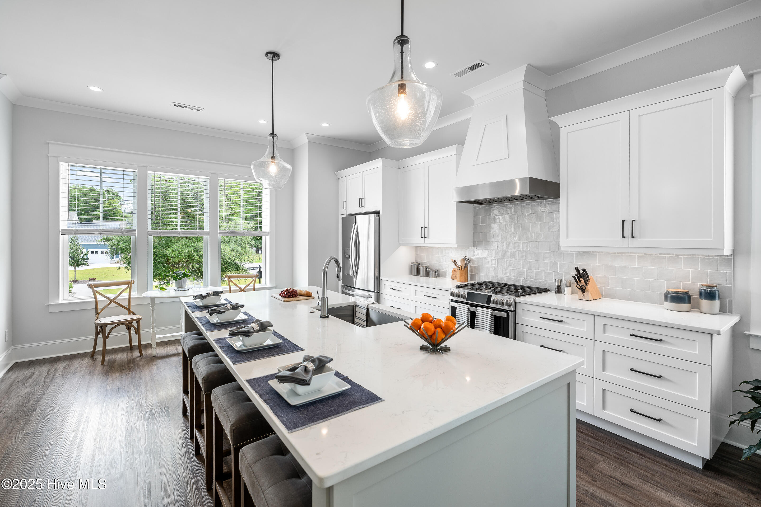 100516528 | Photo 15