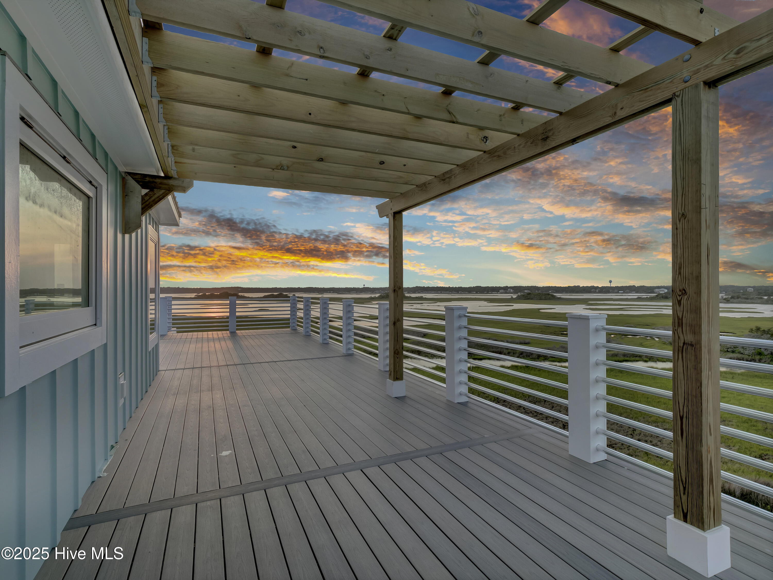 Homes for sale in Surf City, NC | 825 S Topsail Dr, Surf City, NC 28445 | MLS# 100512826