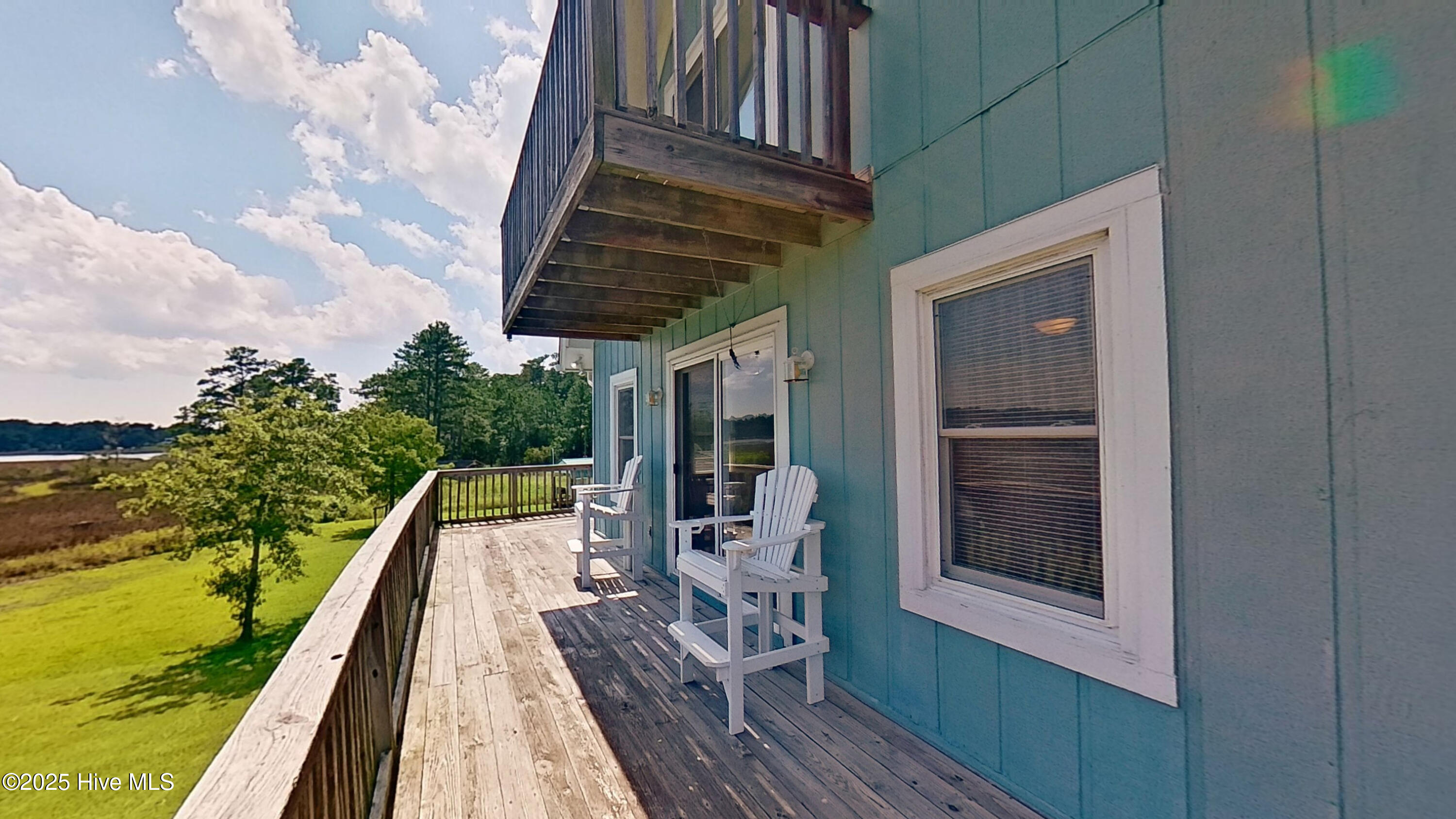 100543059 | Photo 55