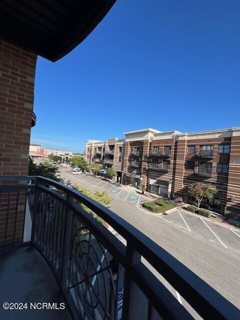 100537337 | Photo 45