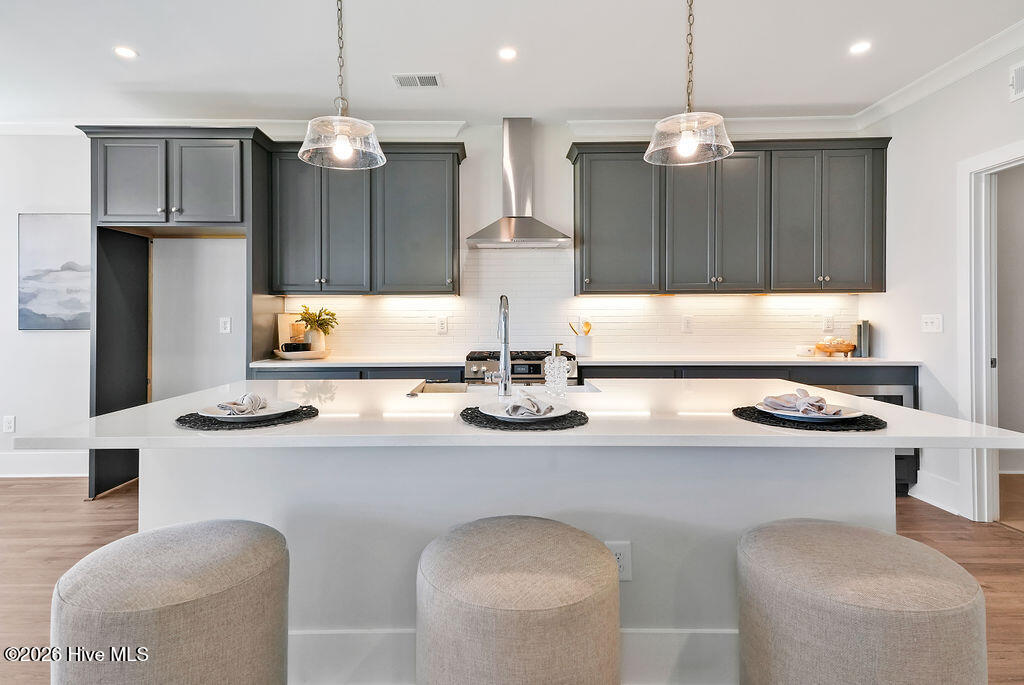 100558374 | Photo 28