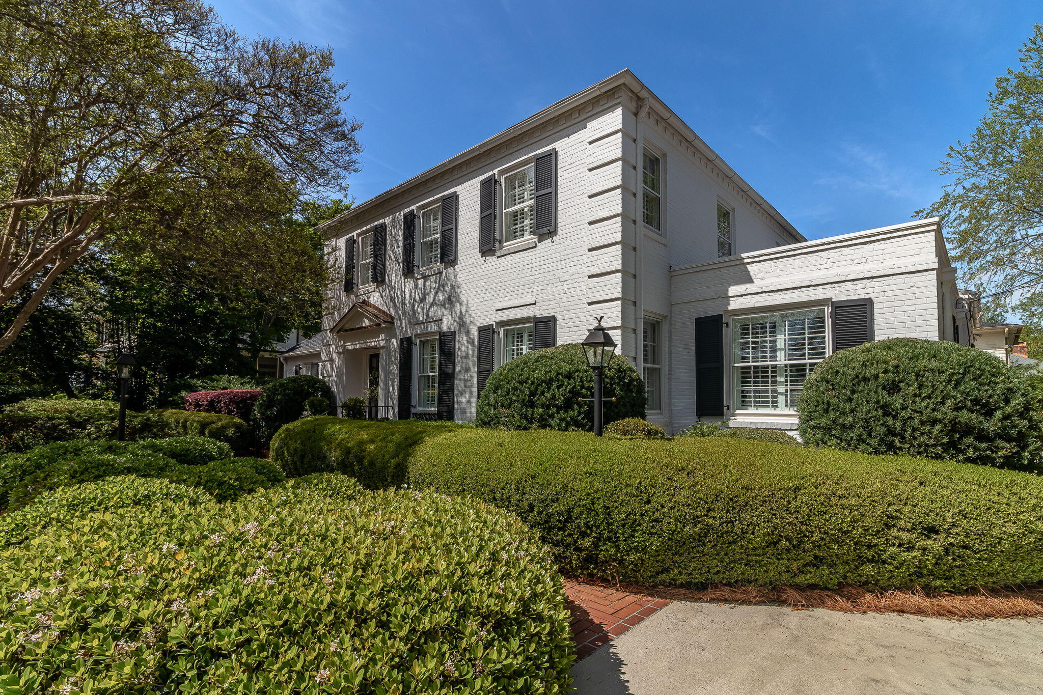 10-web-or-mls-2421 WALTON WAY ©-4284