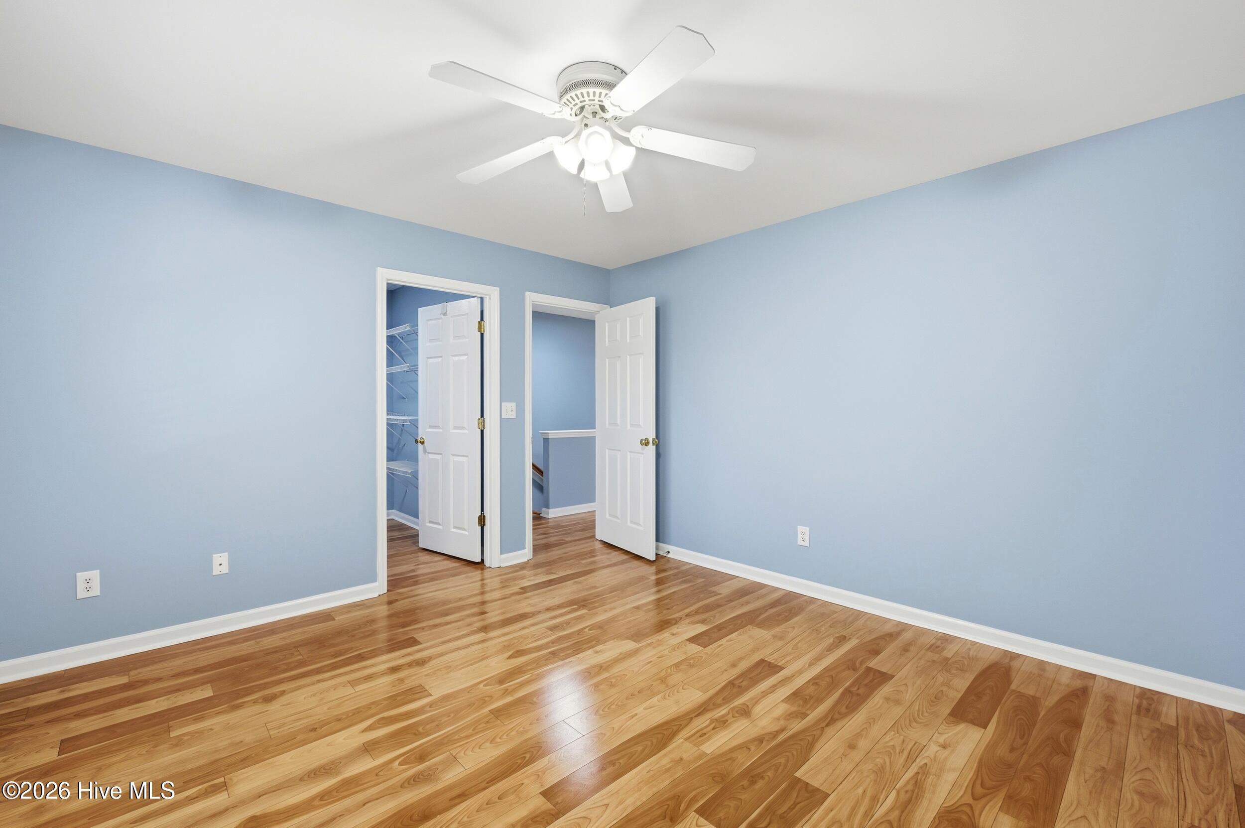 100555192 | Photo 19