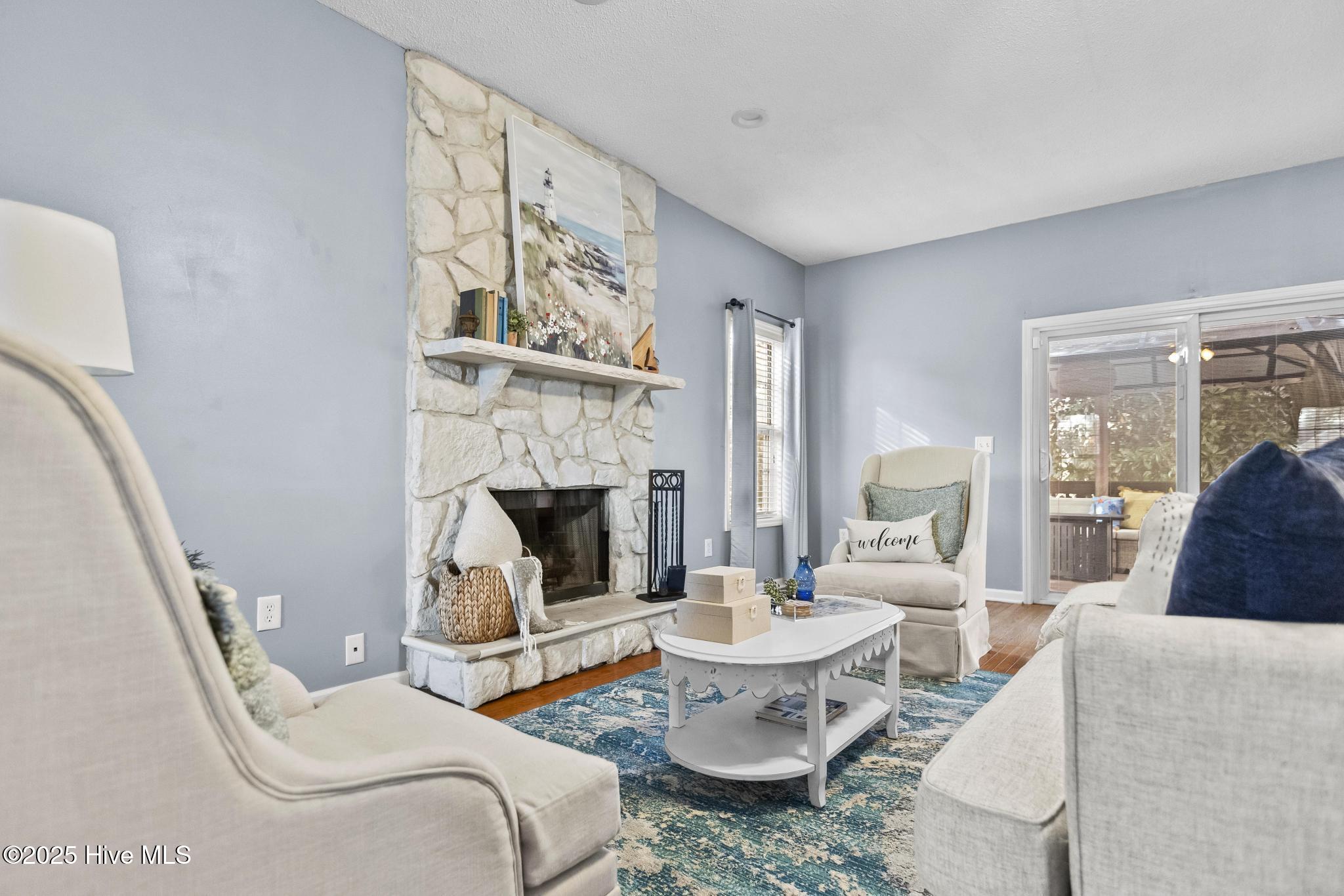 100546183 | Photo 15