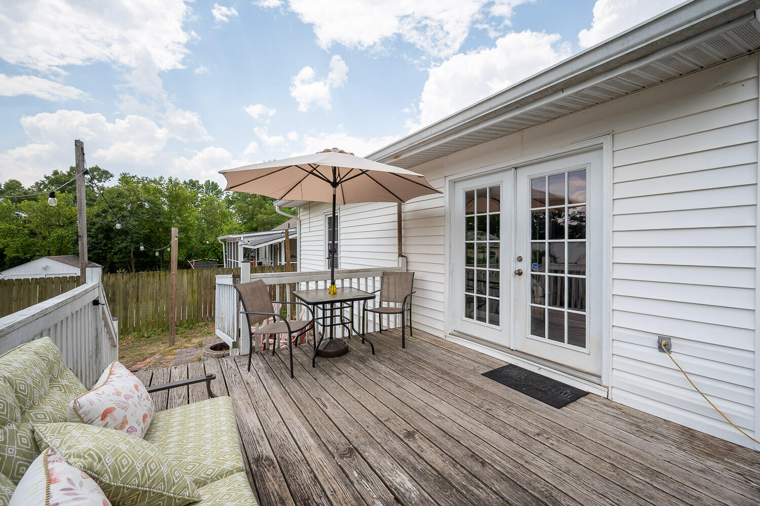 1752 Kissingbower-MLS-22