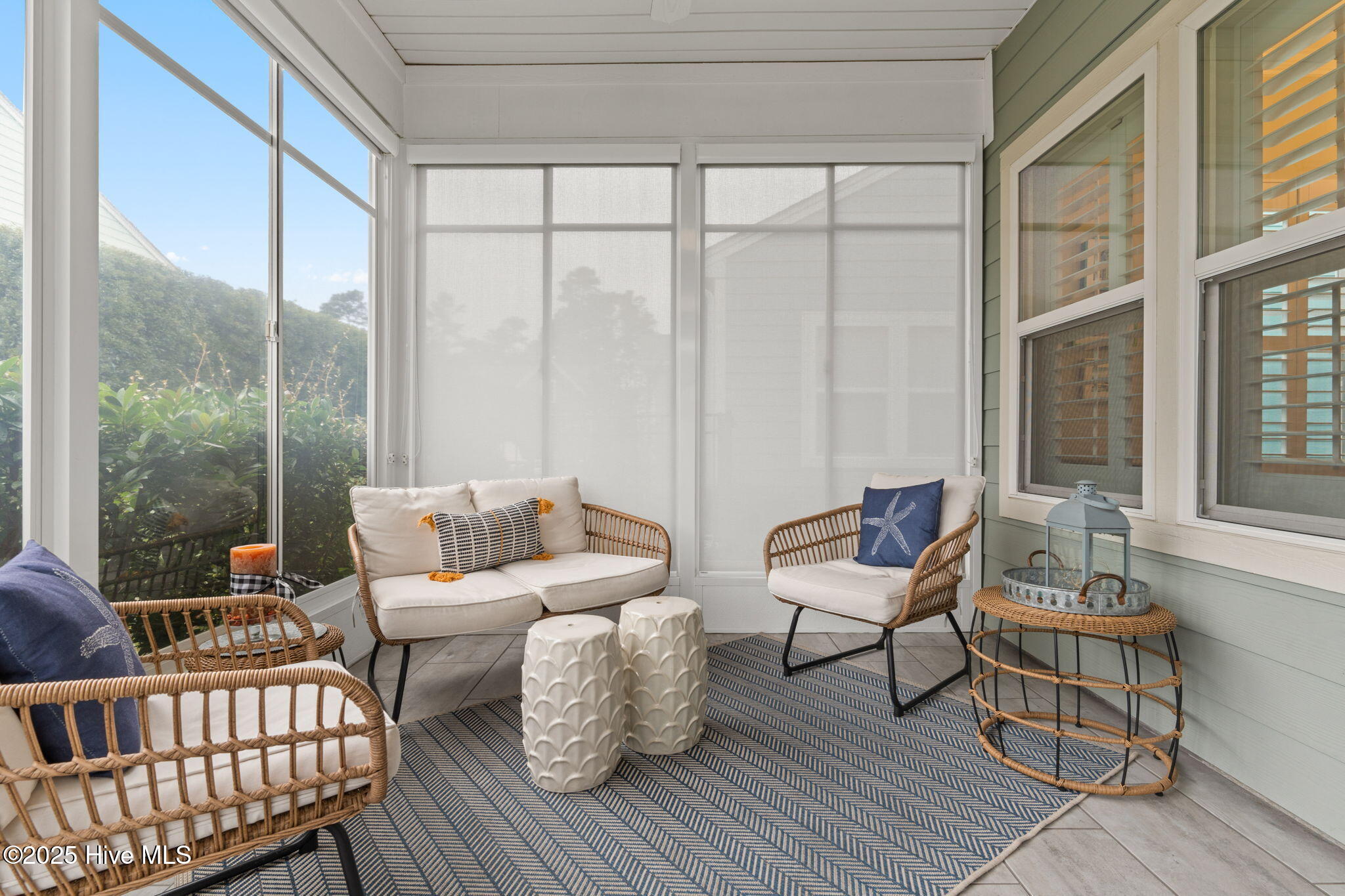 100536168 | Photo 37