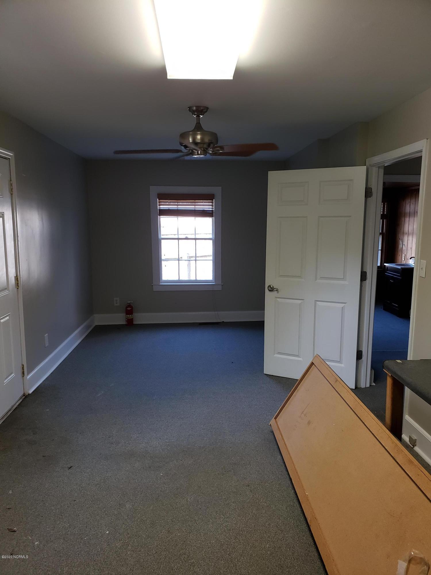 100537644 | Photo 27