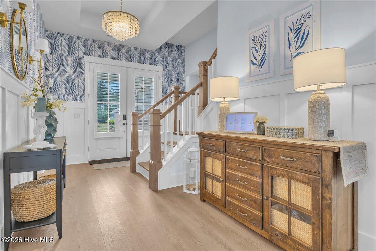 100569276 | Photo 37