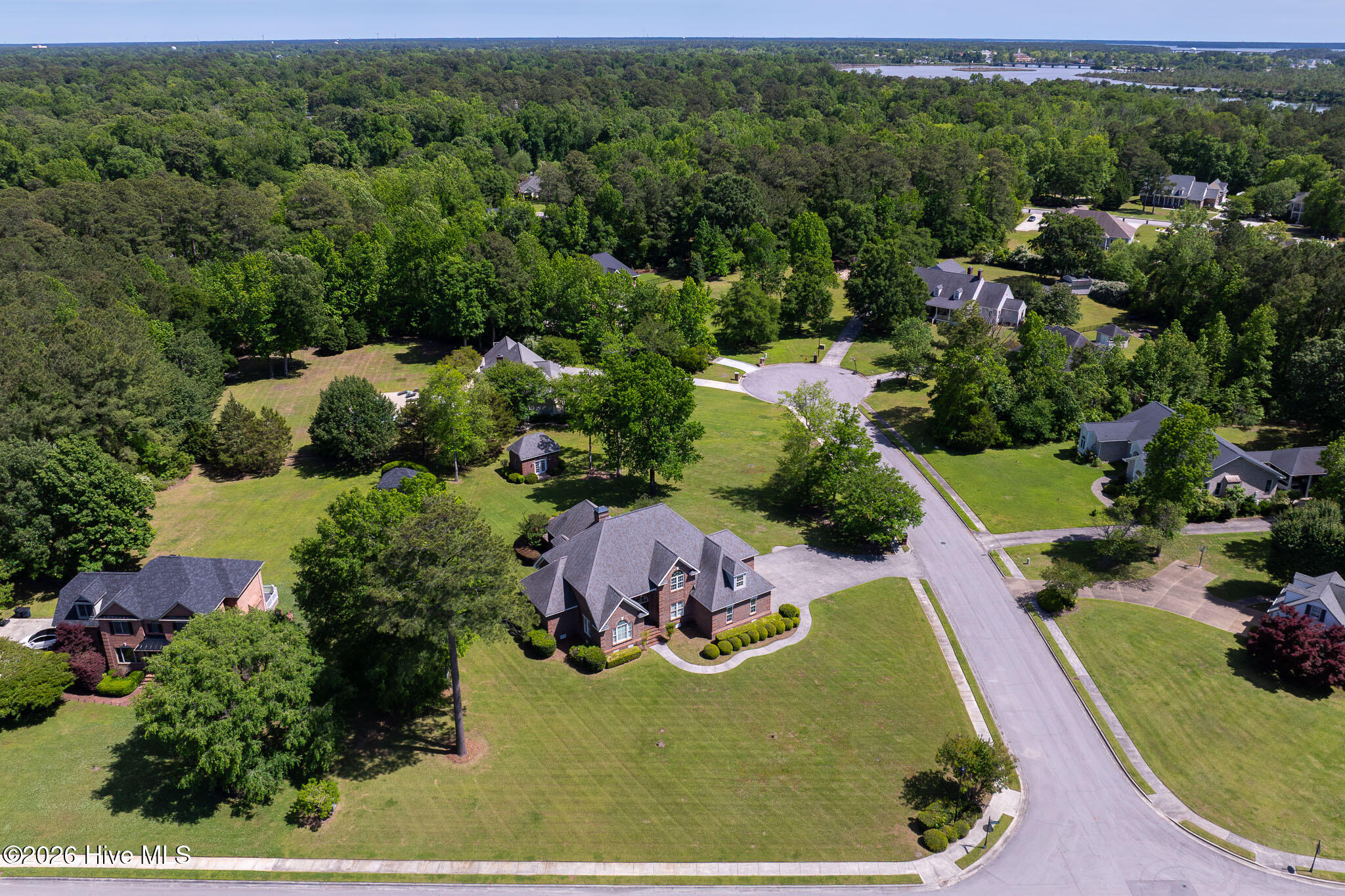 100570266 | Photo 83