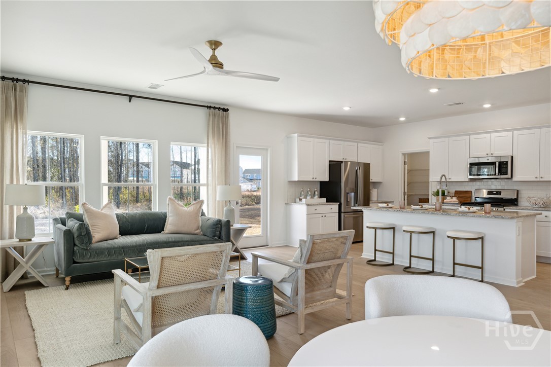 *Model home photography is for reference purposes only.  Does not depict actual home.