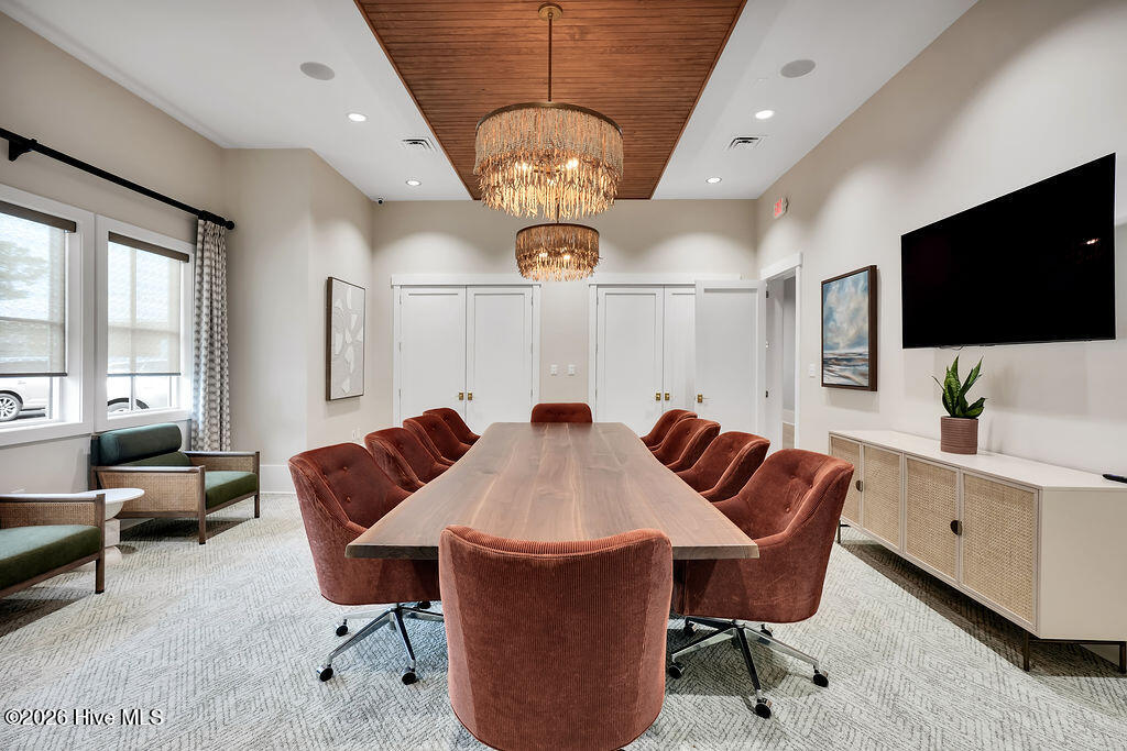 100564545 | Photo 58