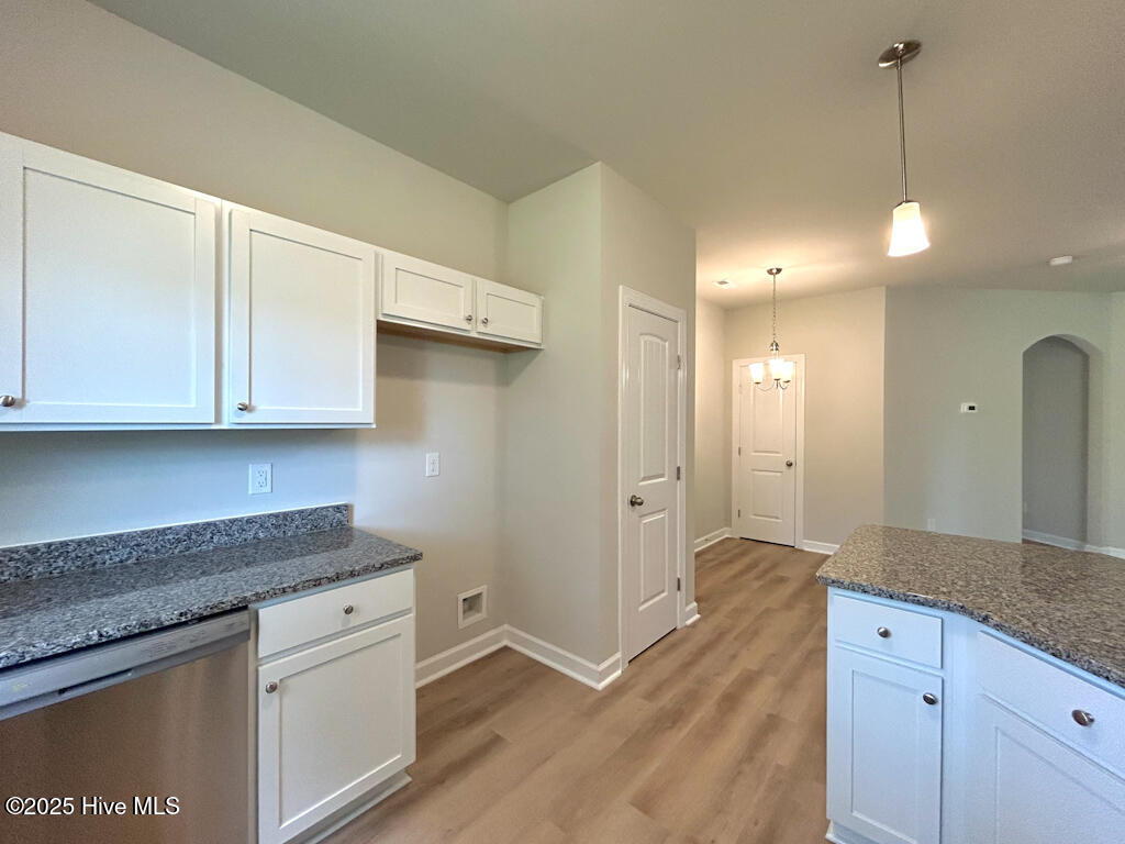 100543600 | Photo 14