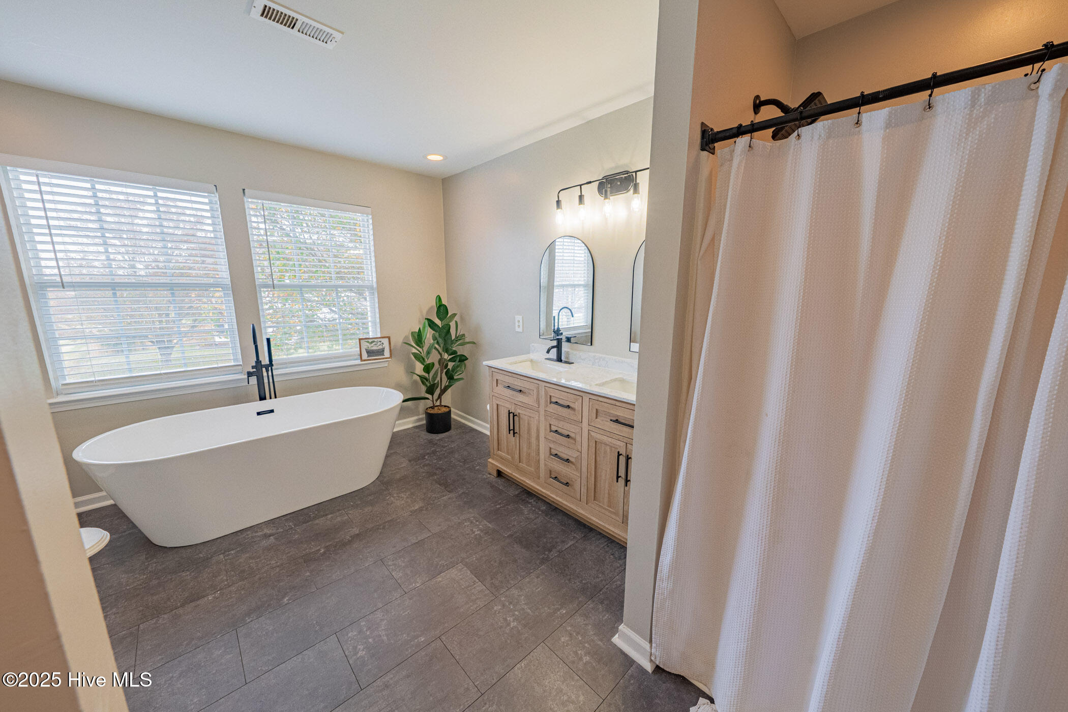 142 Saint Andrews Road, Moyock, NC, 27958