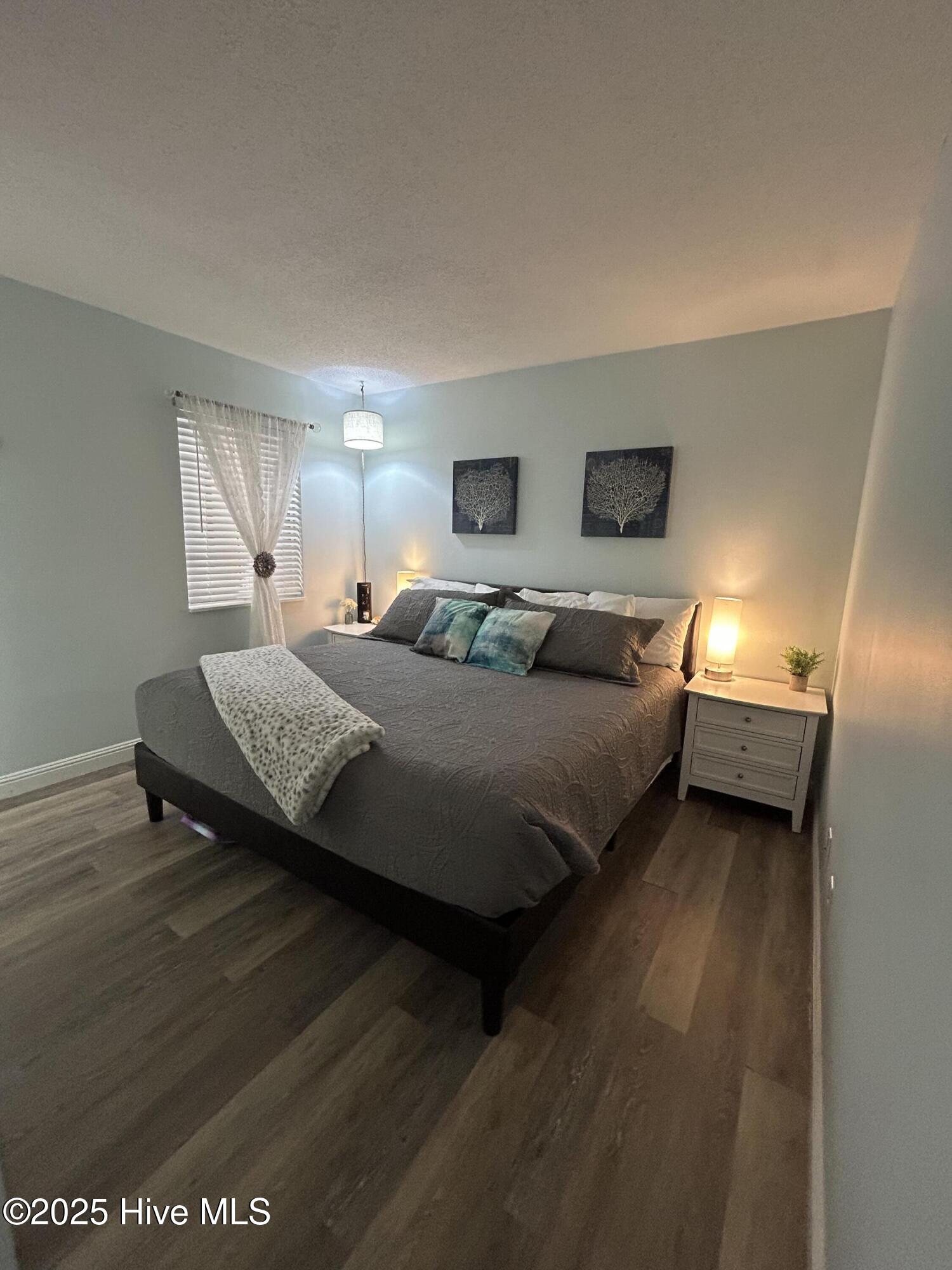 100527261 | Photo 17