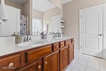 100559576 | Photo 25