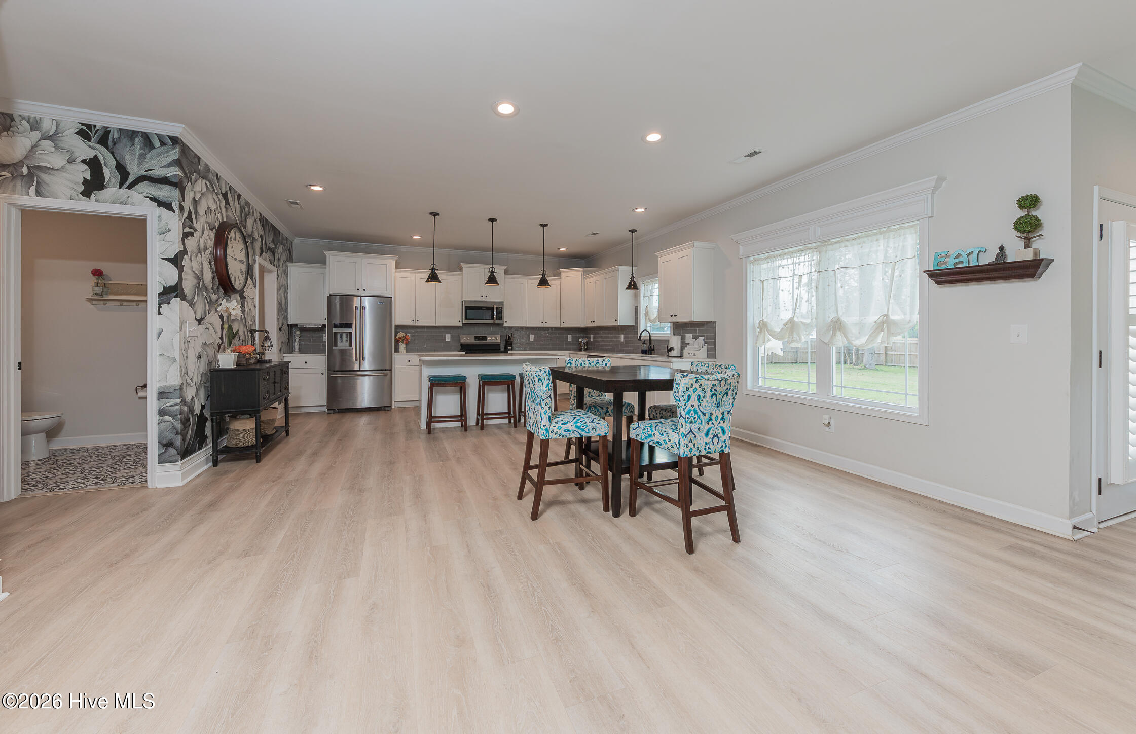 100551491 | Photo 12