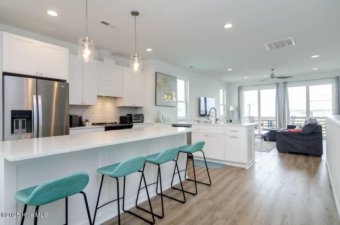 100549304 | Photo 14