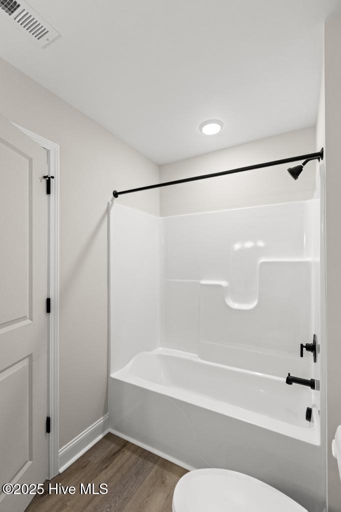 100516155 | Photo 19