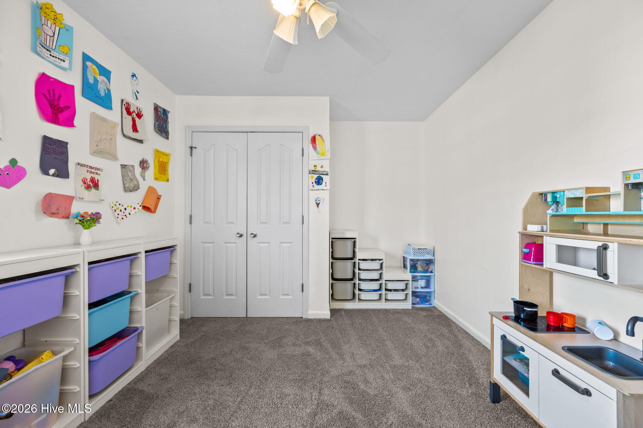 100556653 | Photo 29