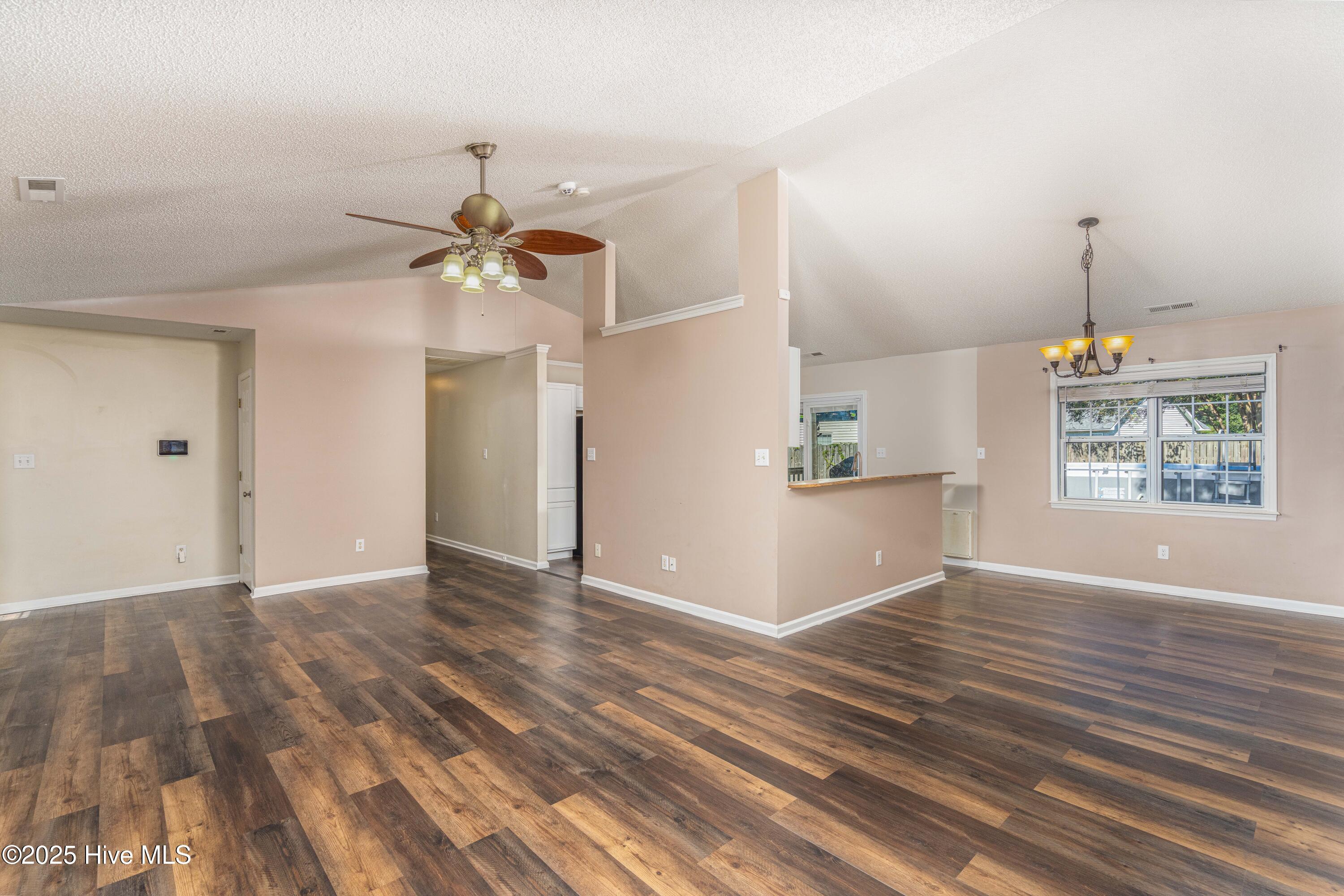 201 Brentcreek Cir-1