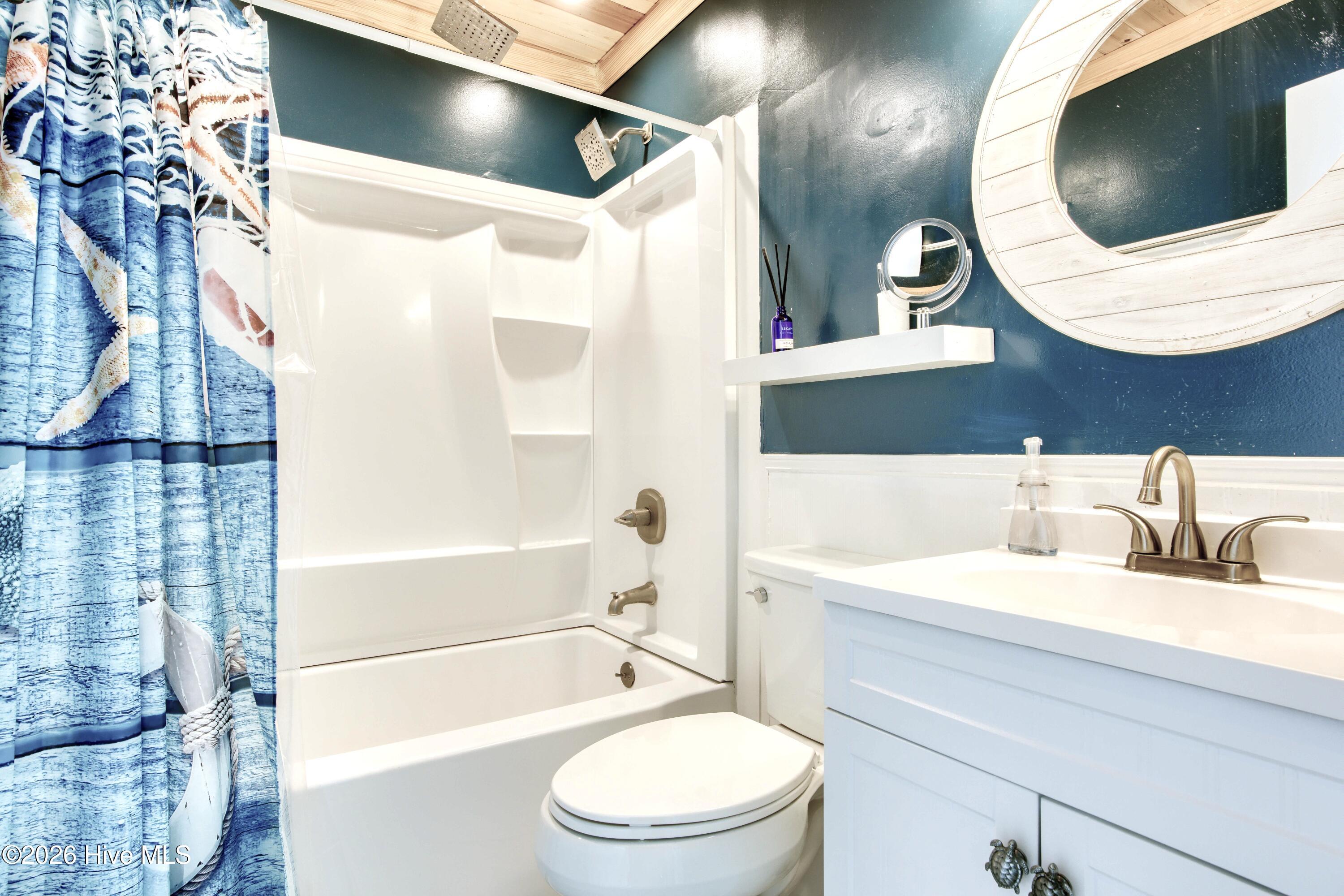 100550124 | Photo 37