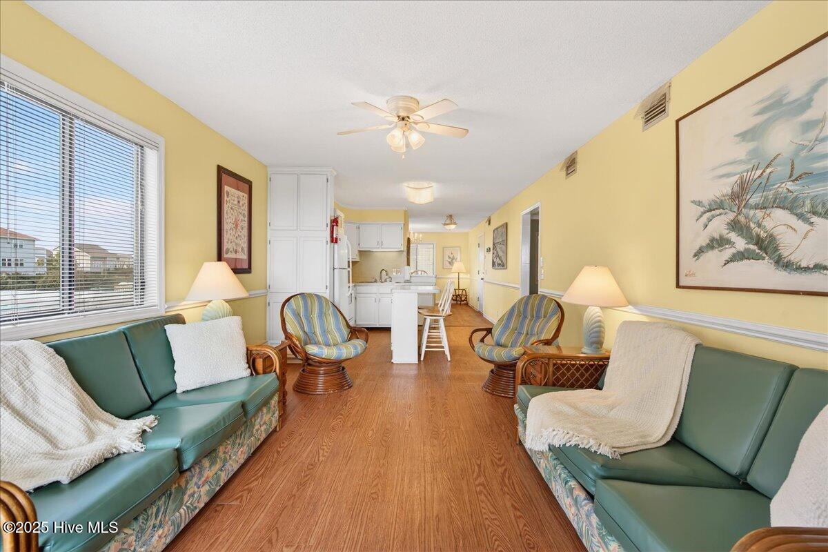 100544824 | Photo 18