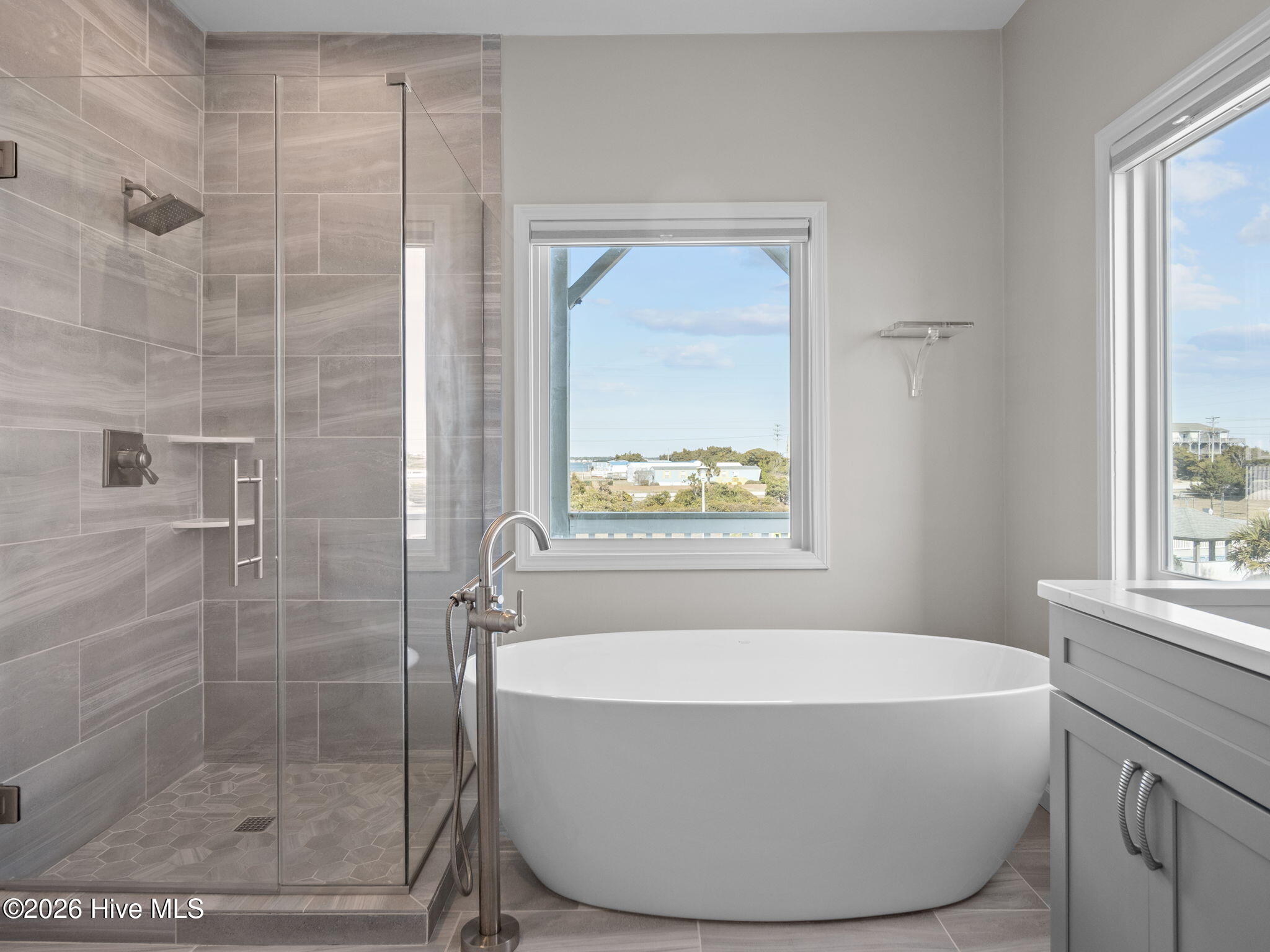 100552936 | Photo 13