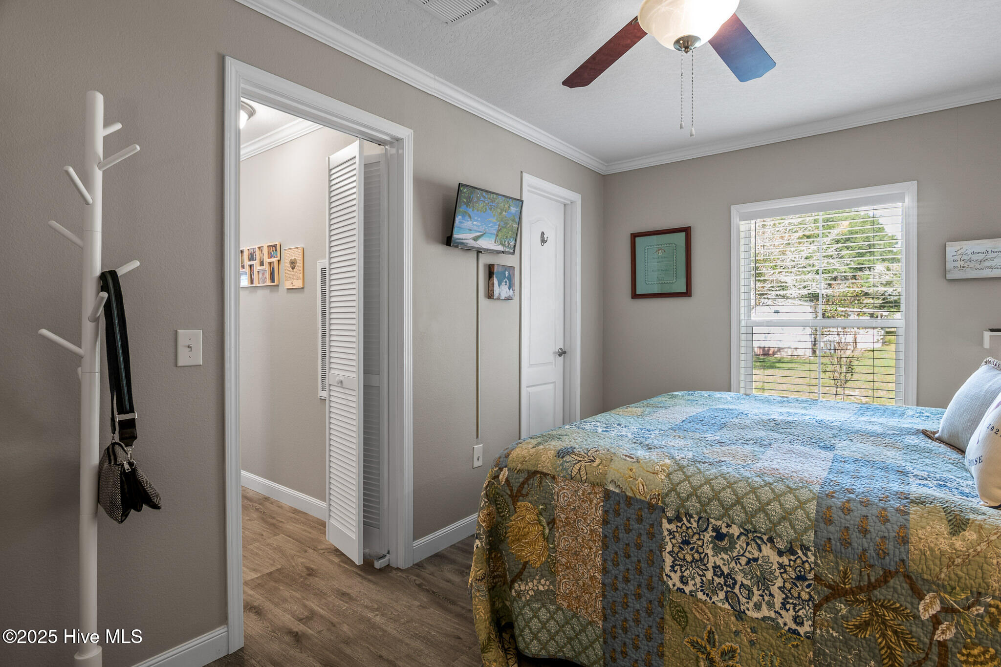 100535195 | Photo 22