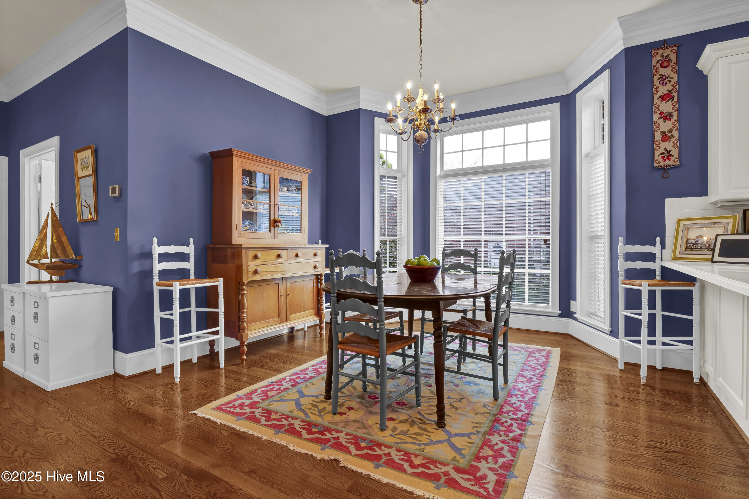 100559823 | Photo 24