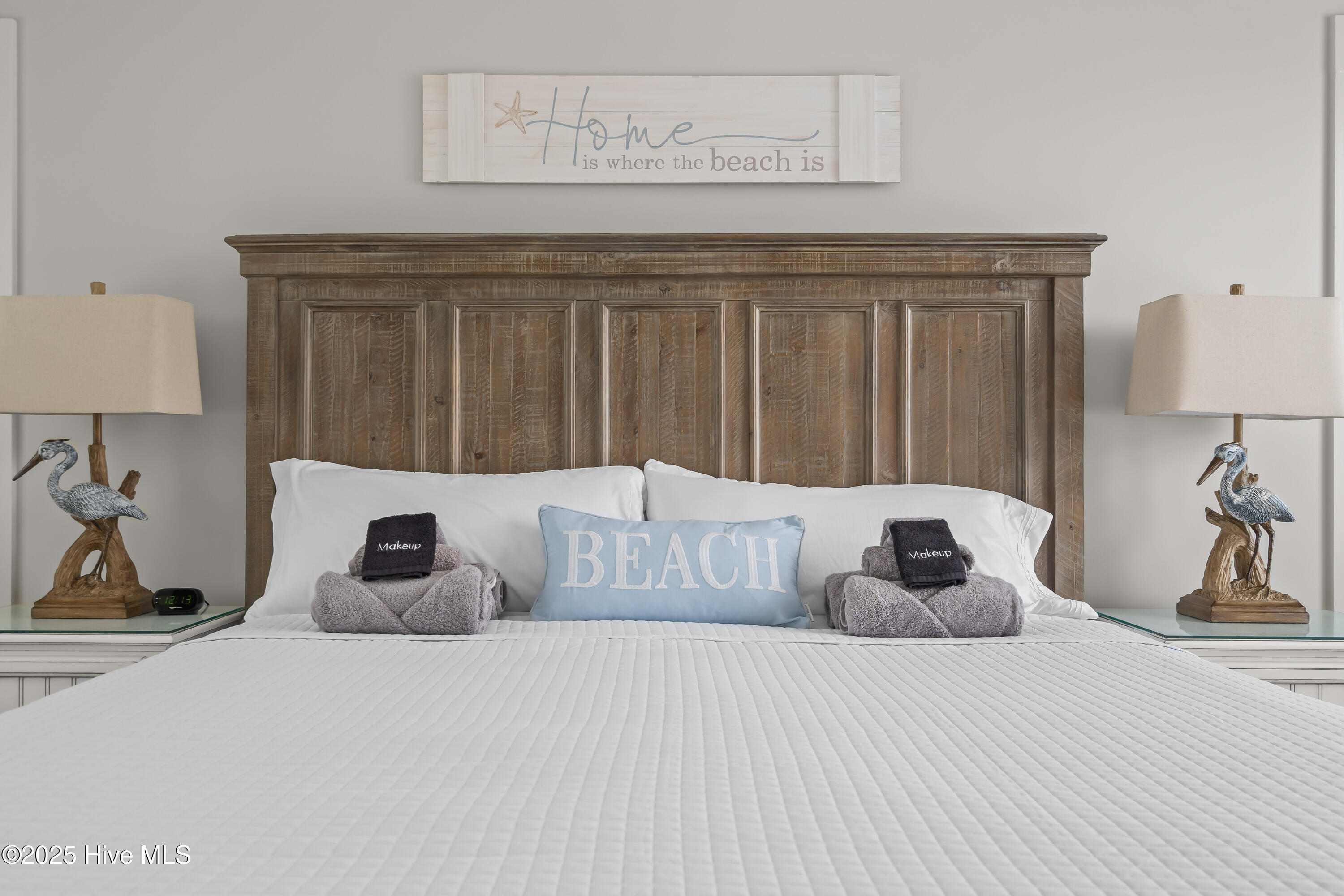 100555260 | Photo 18