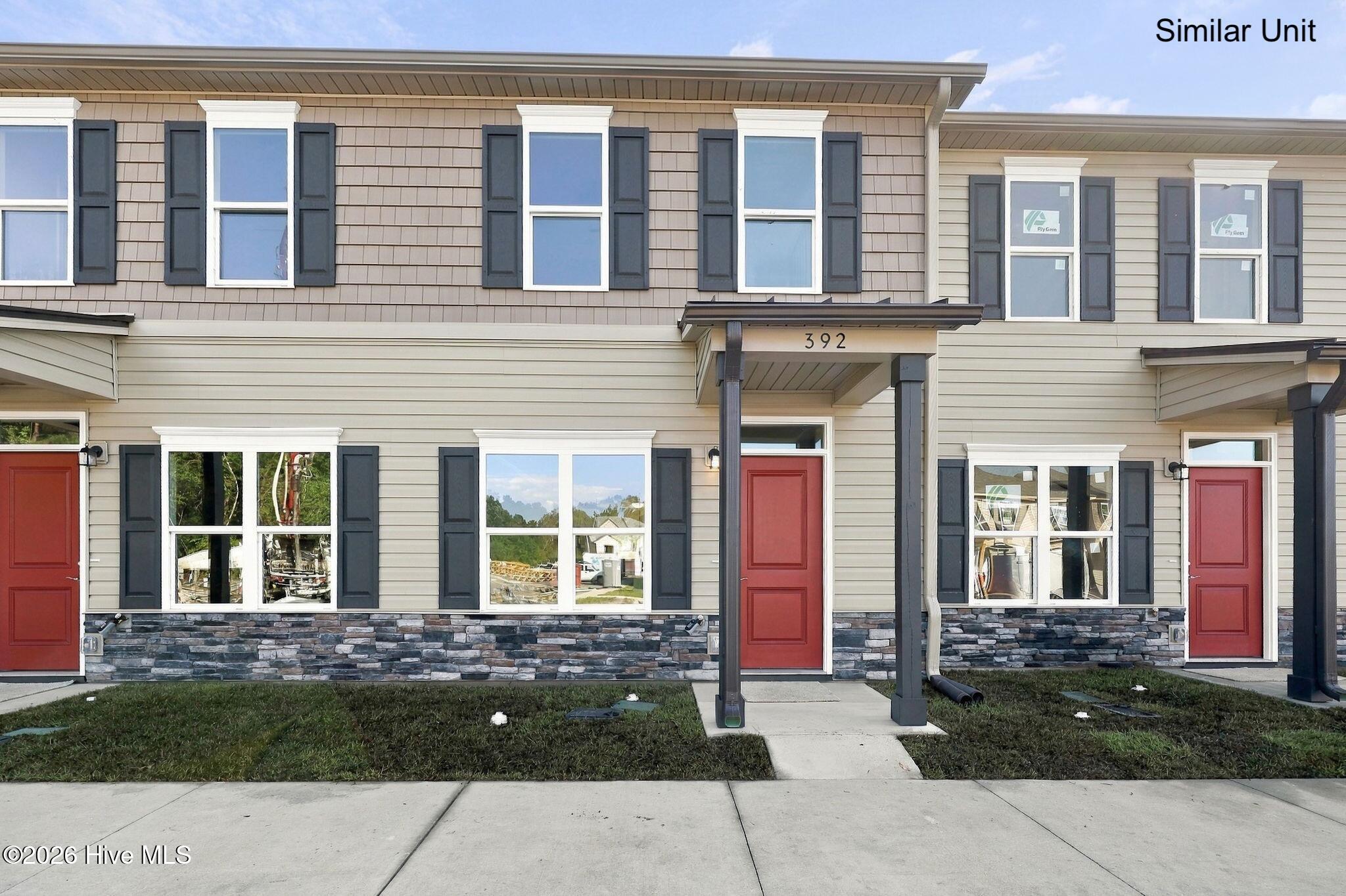 Photo 2 of Townhouse for sale at 374 Boyington Pl Rd, Midway Park, NC 28544 | MLS# 100609198 | Listing updated on 2026-10-09