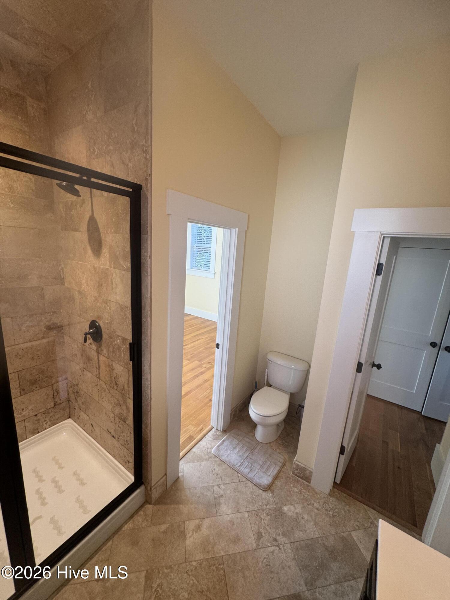 100555381 | Photo 18