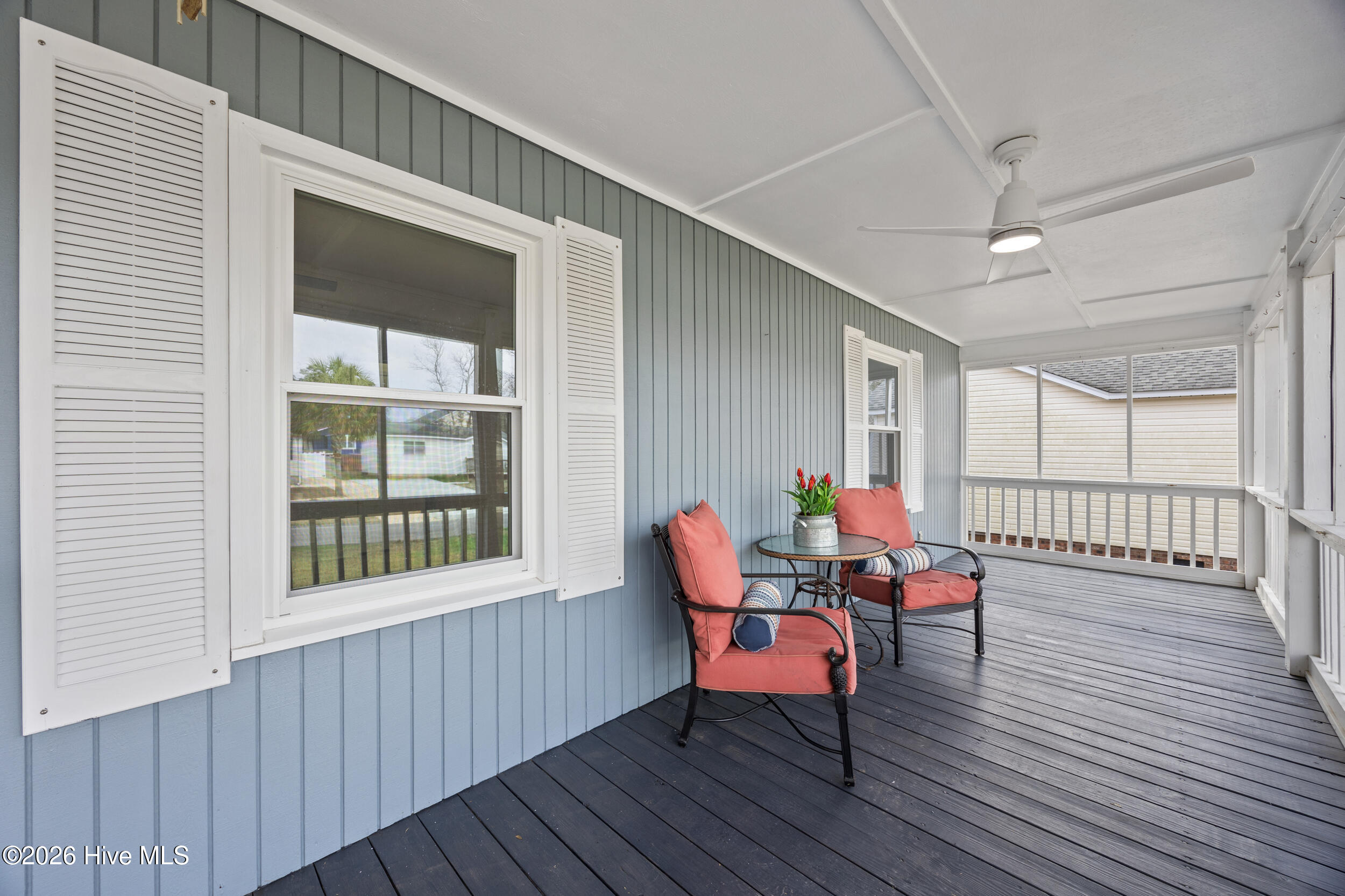 100559146 | Photo 12