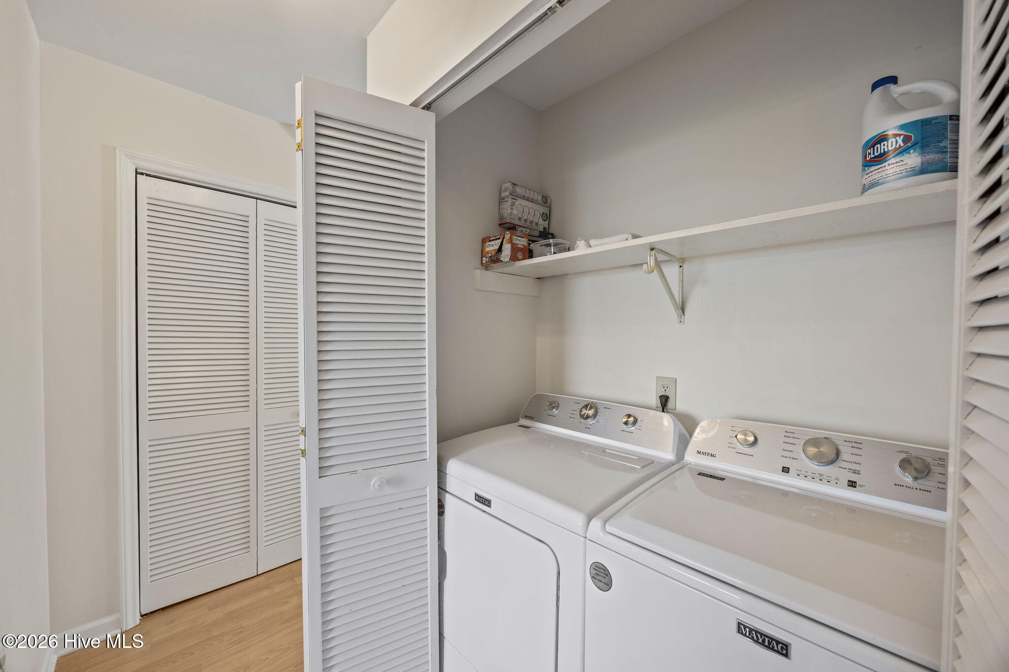 100559351 | Photo 16