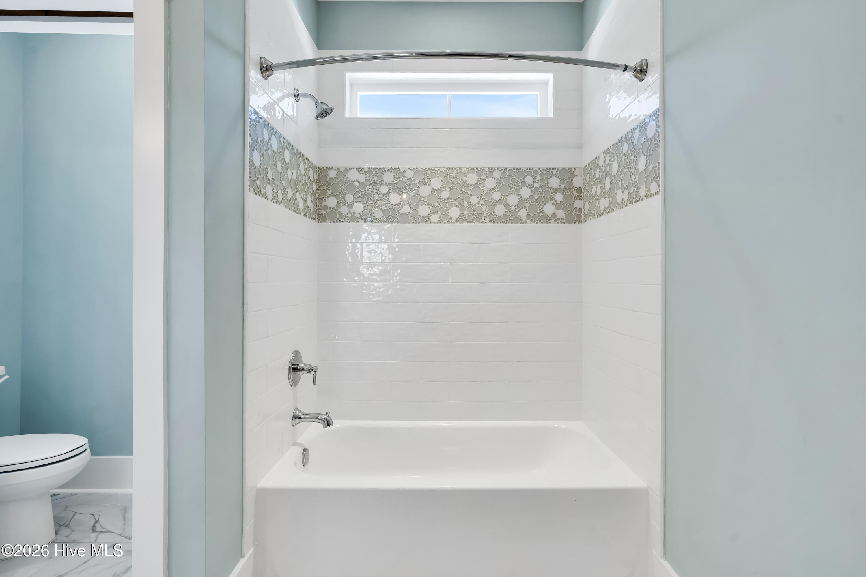 100567914 | Photo 41