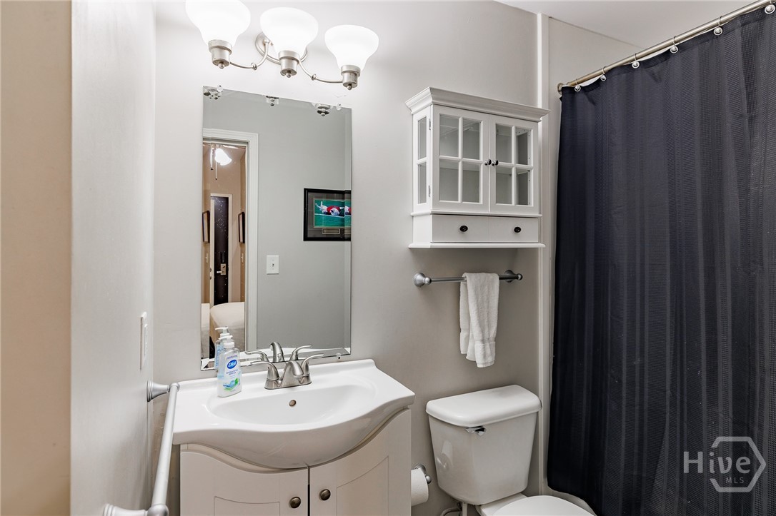 250 W Broad Street 615