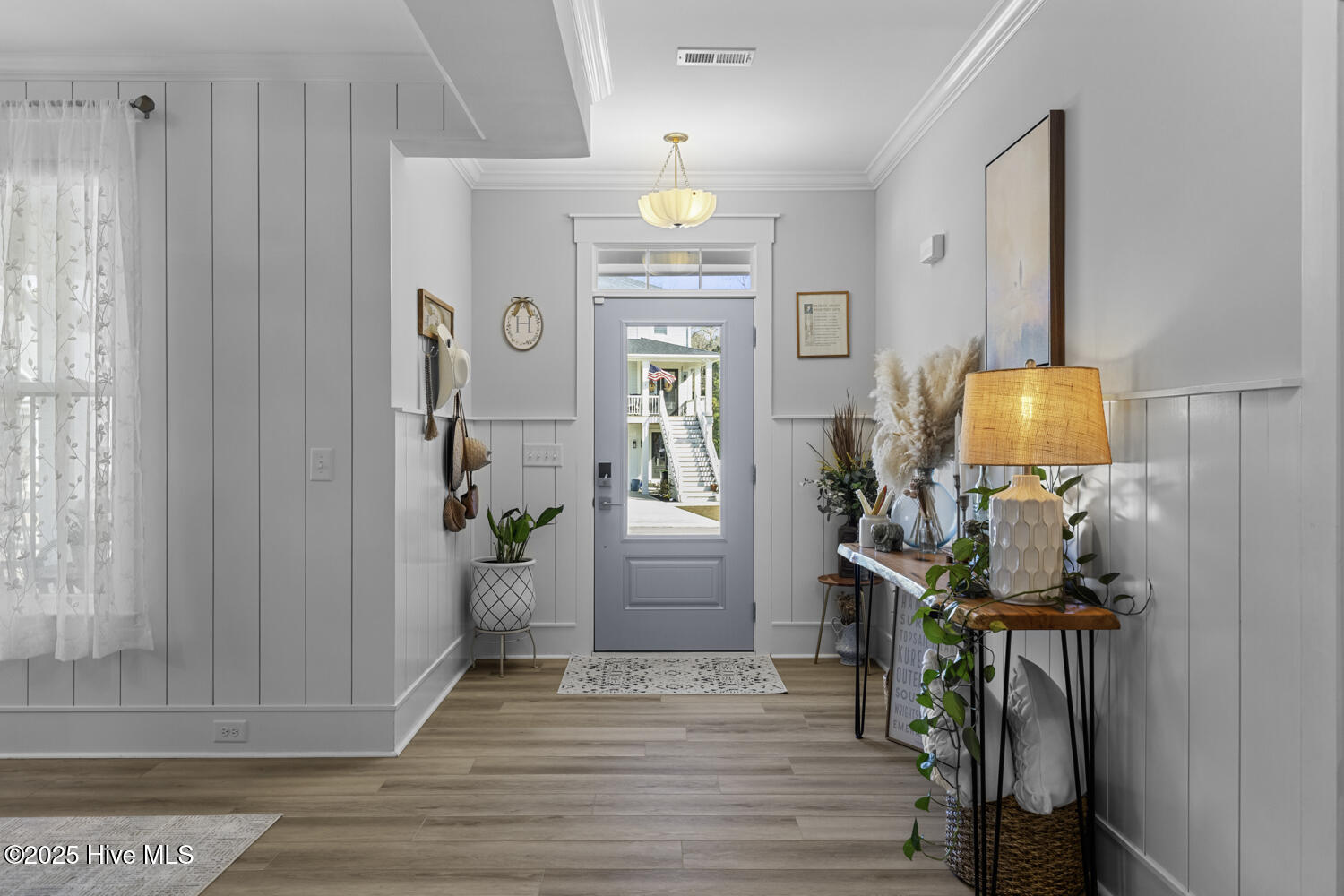 100545197 | Photo 14