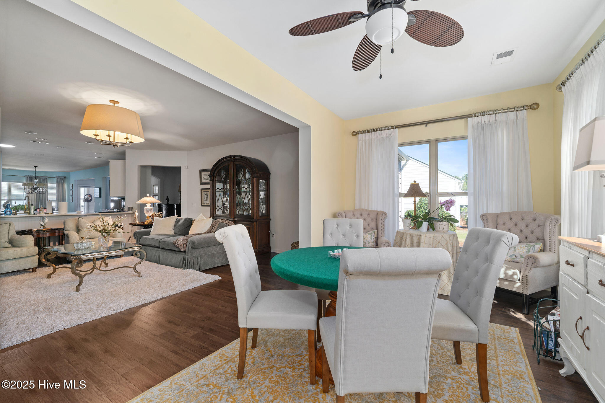 100522757 | Photo 24