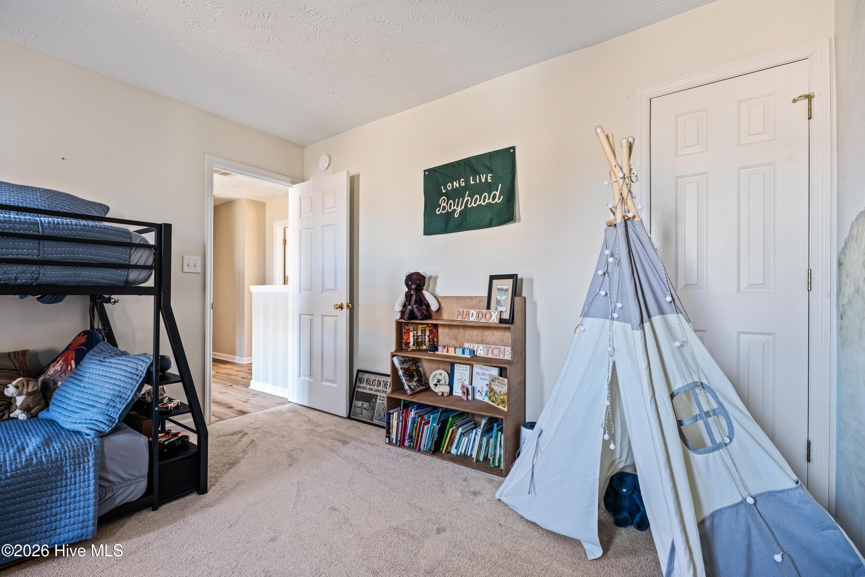 100556314 | Photo 52