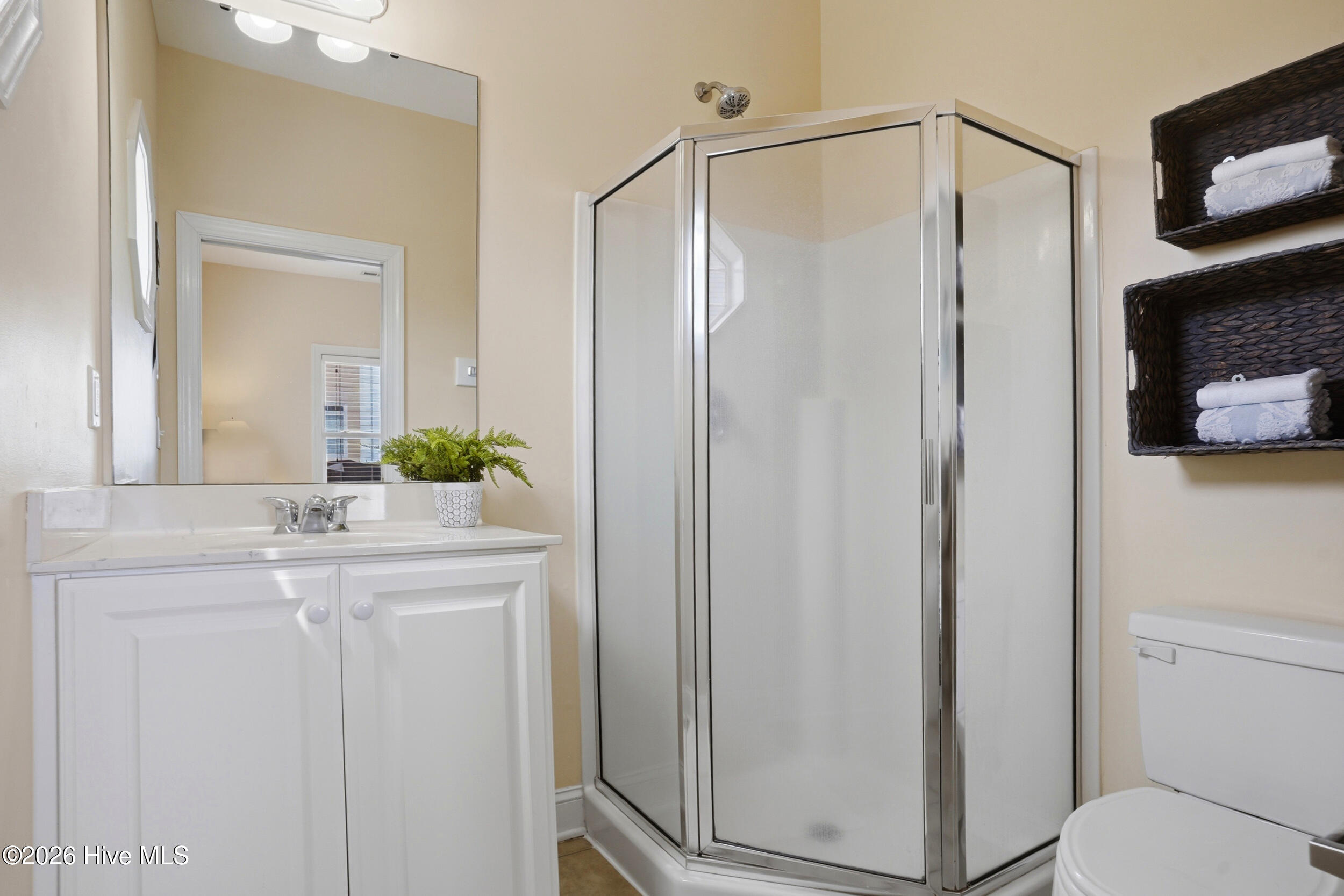 100566063 | Photo 28