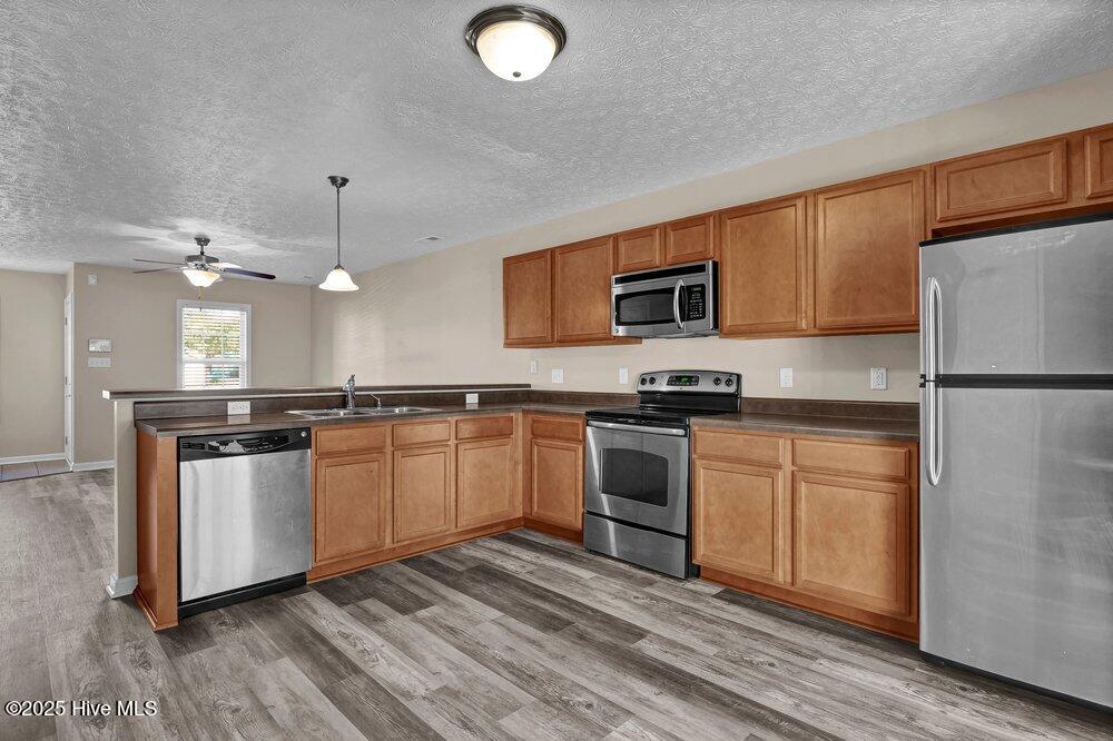 100546916 | Photo 10