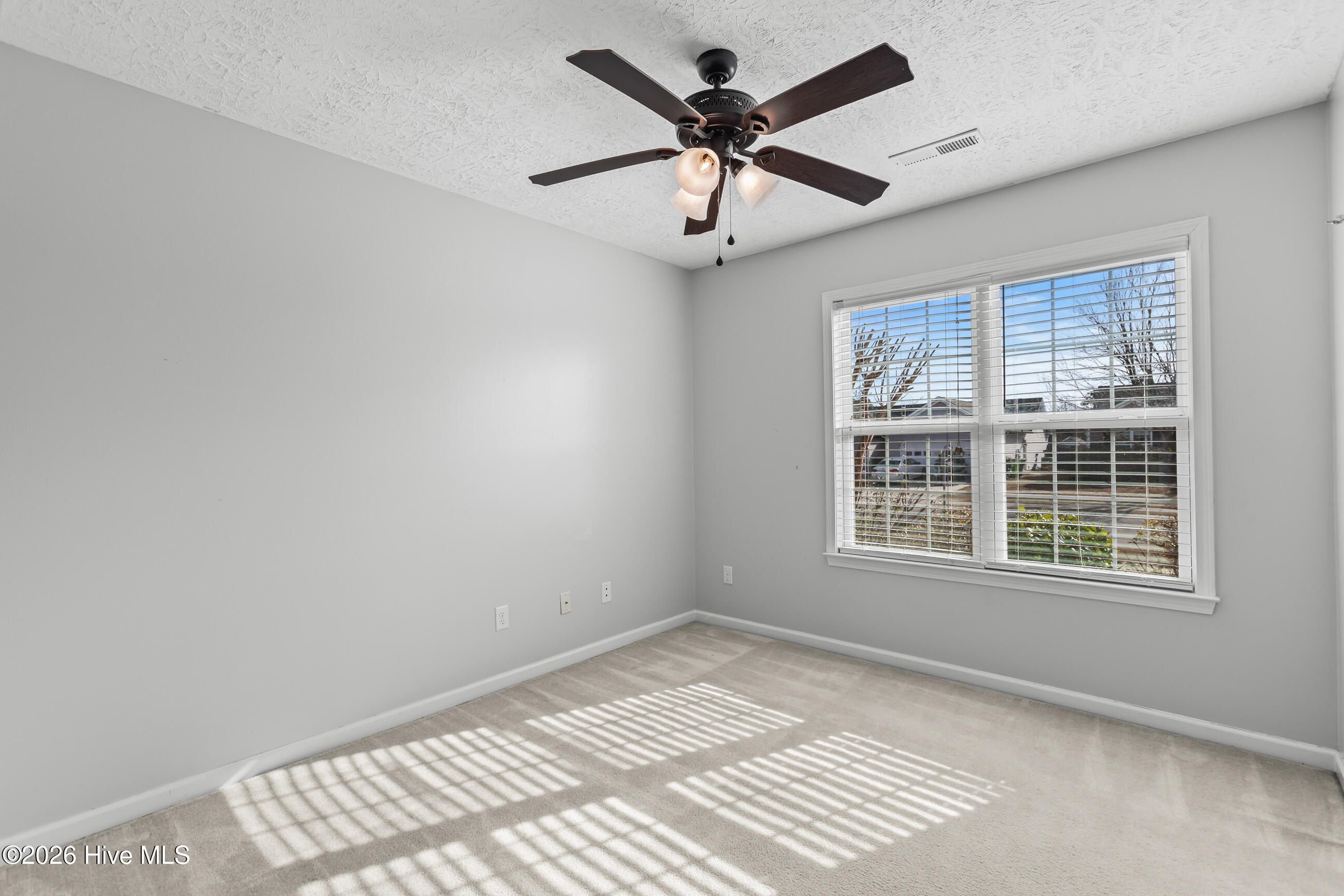 100550522 | Photo 19