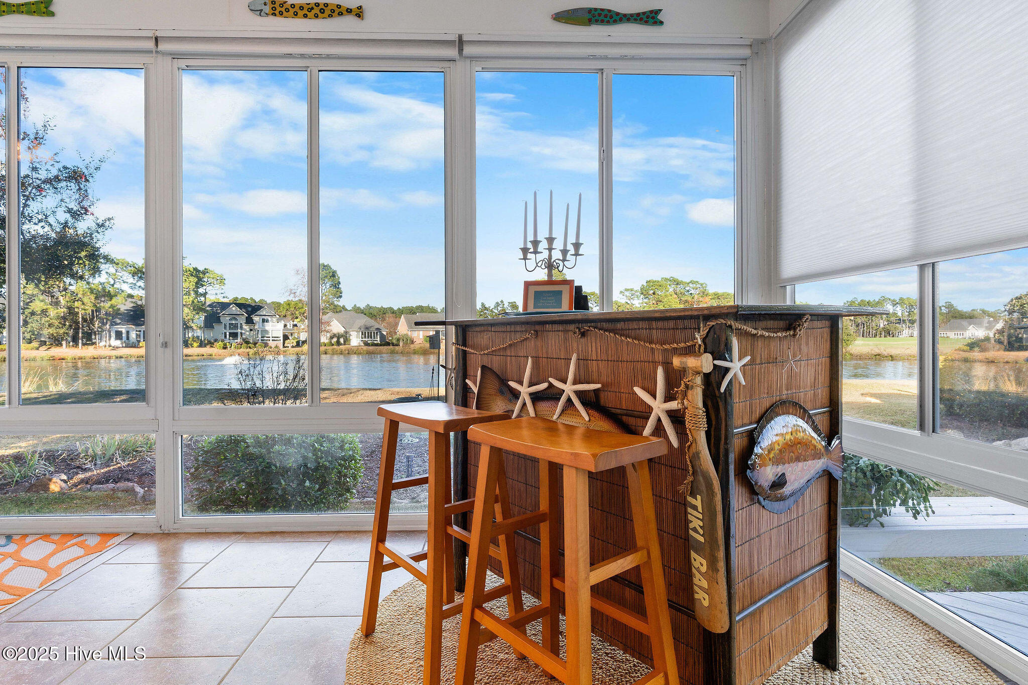 100543400 | Photo 28