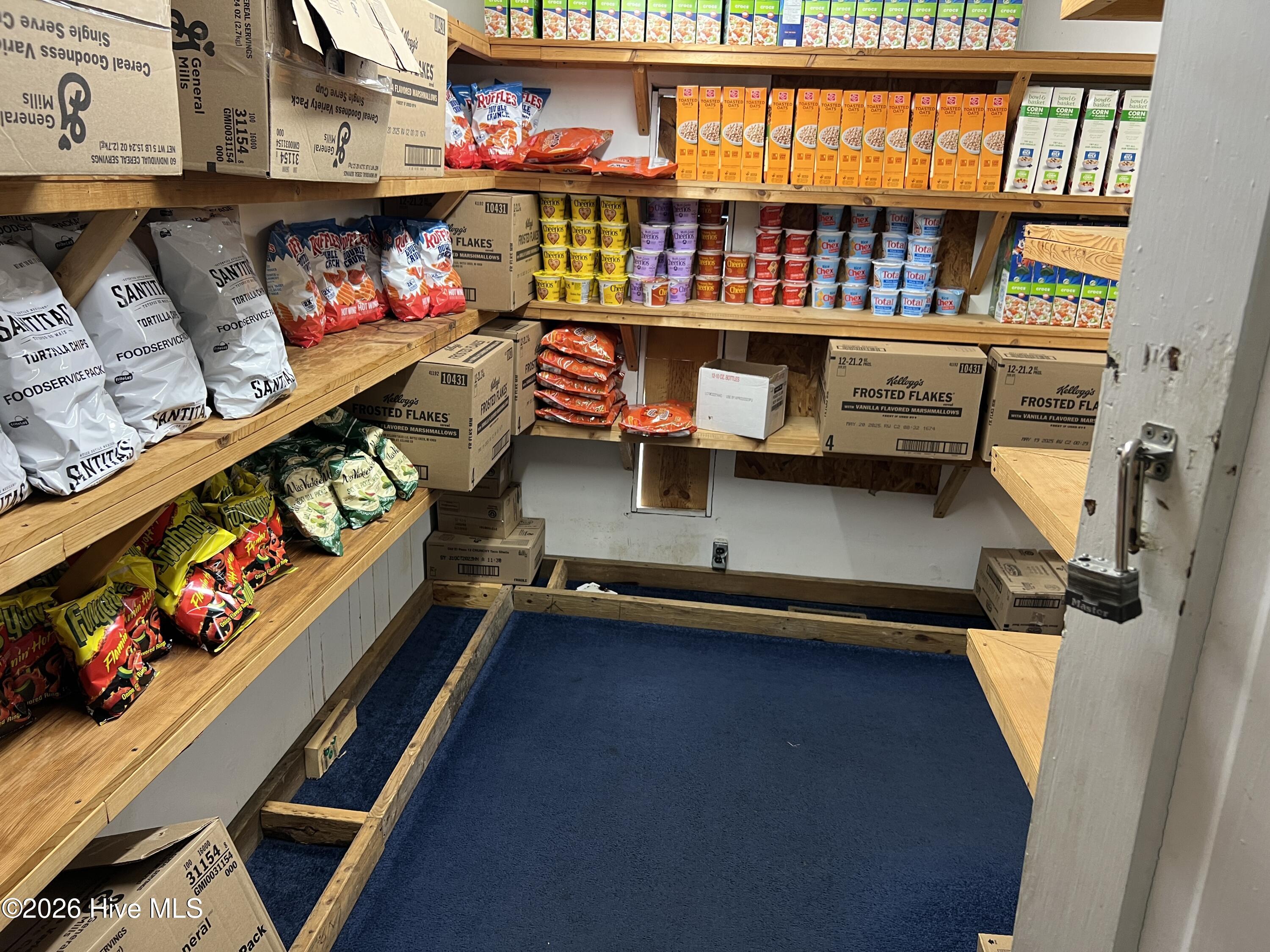 100551434 | Photo 17